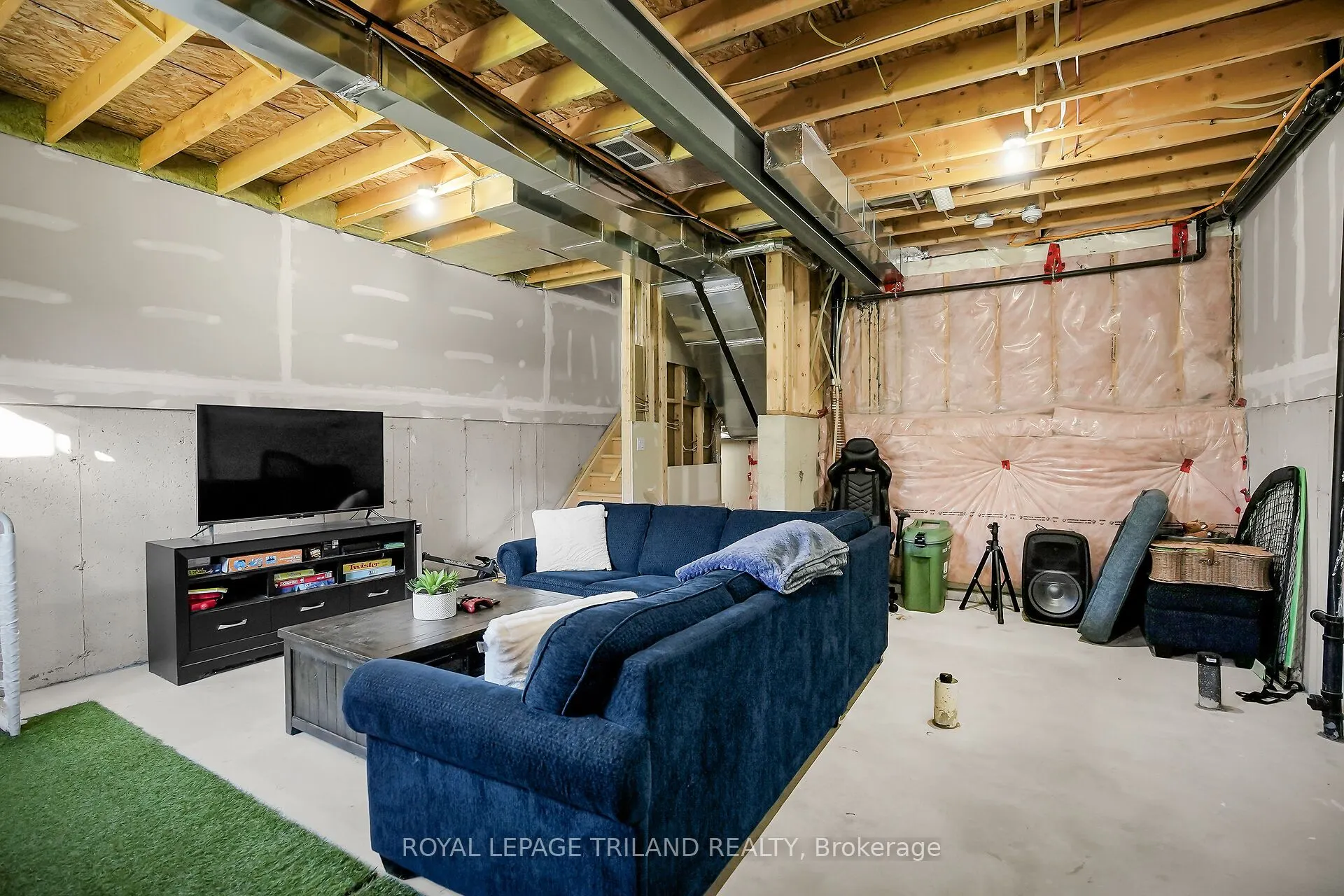 3380 Singleton Avenue, #39