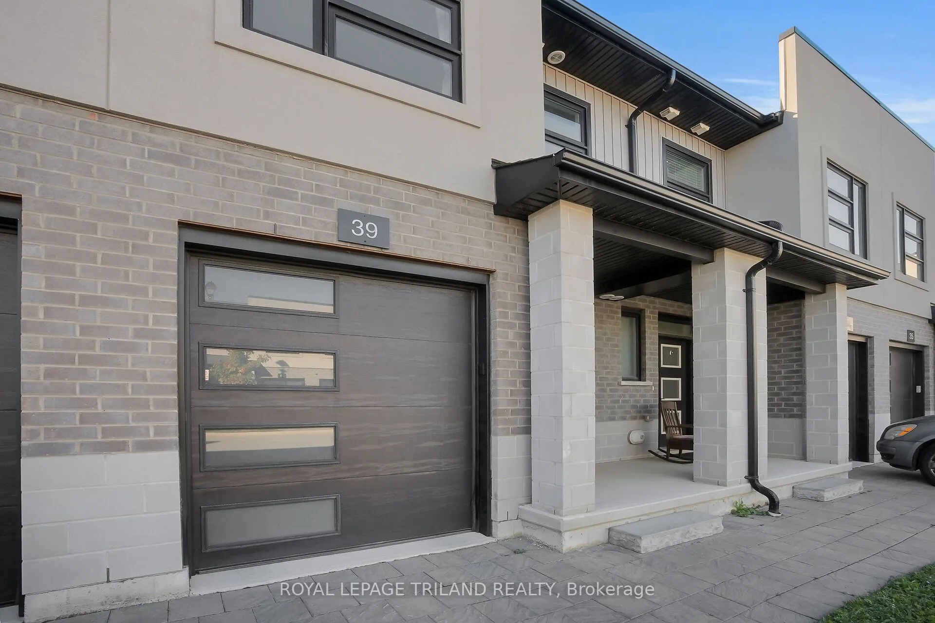 3380 Singleton Avenue, #39