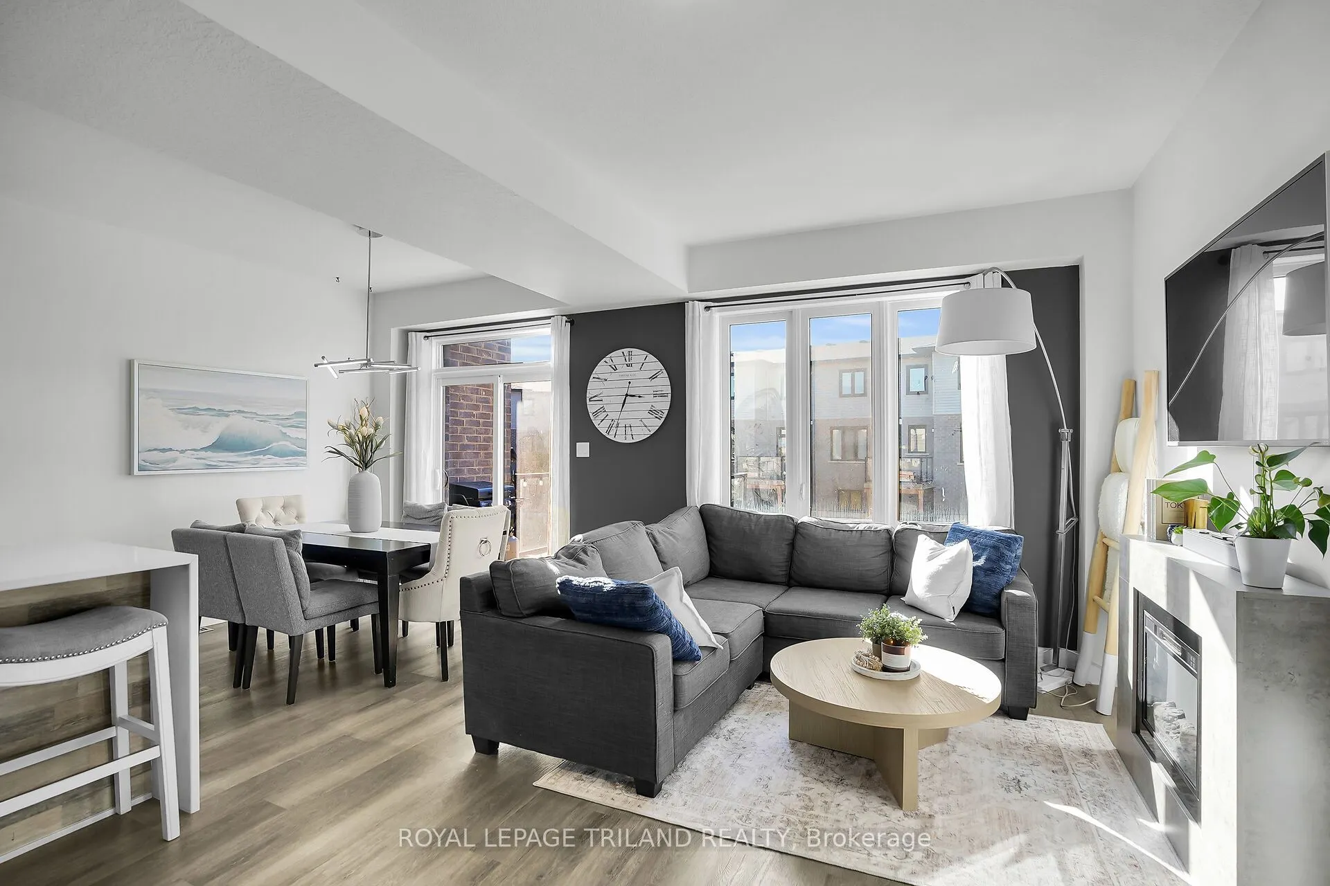 3380 Singleton Avenue, #39