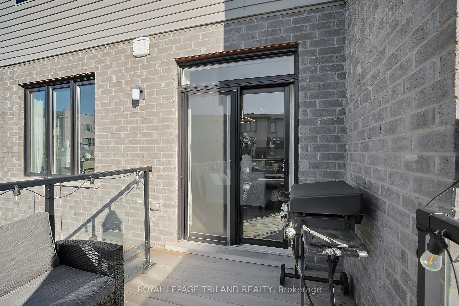 3380 Singleton Avenue, #39