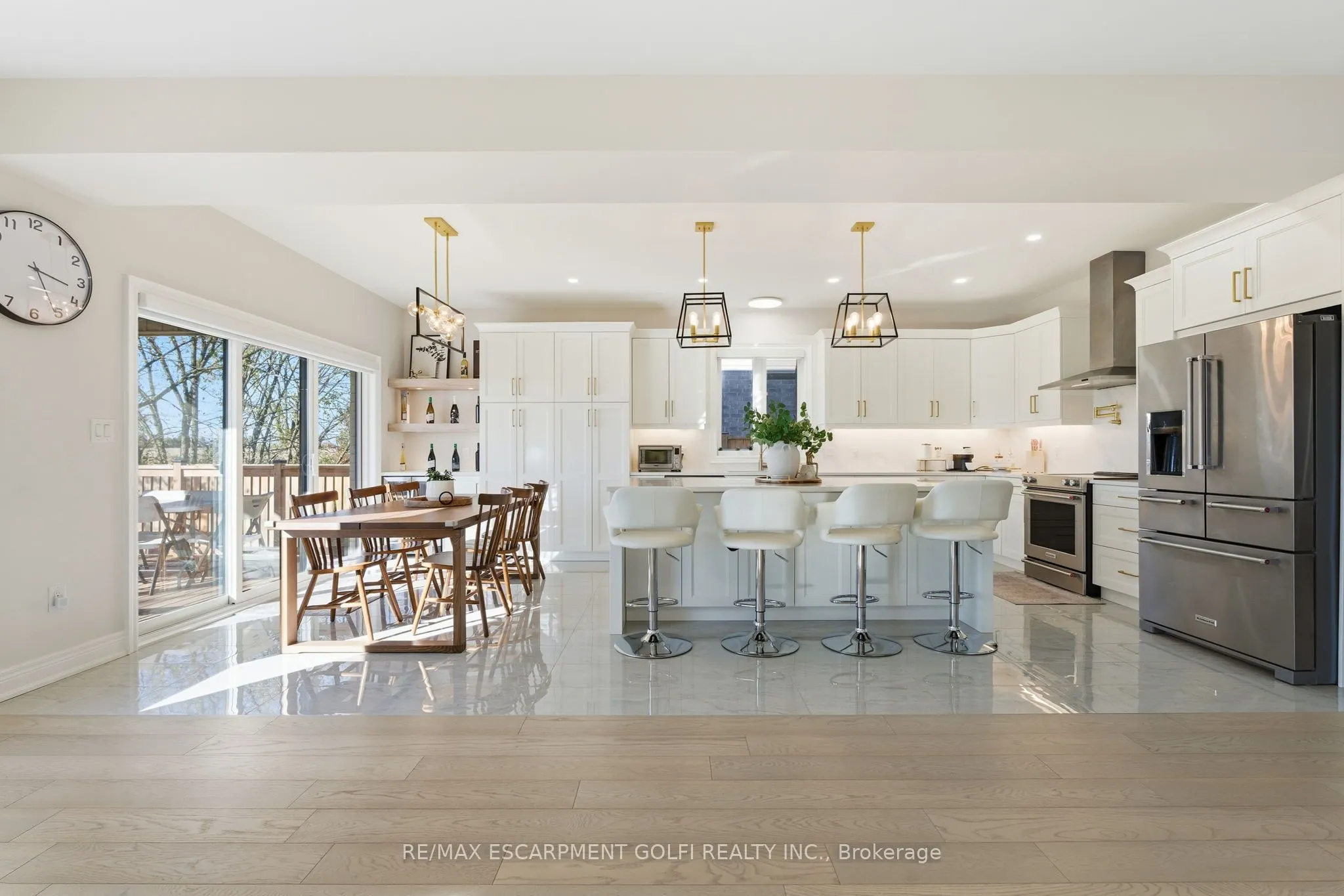 7403 Sherrilee Crescent