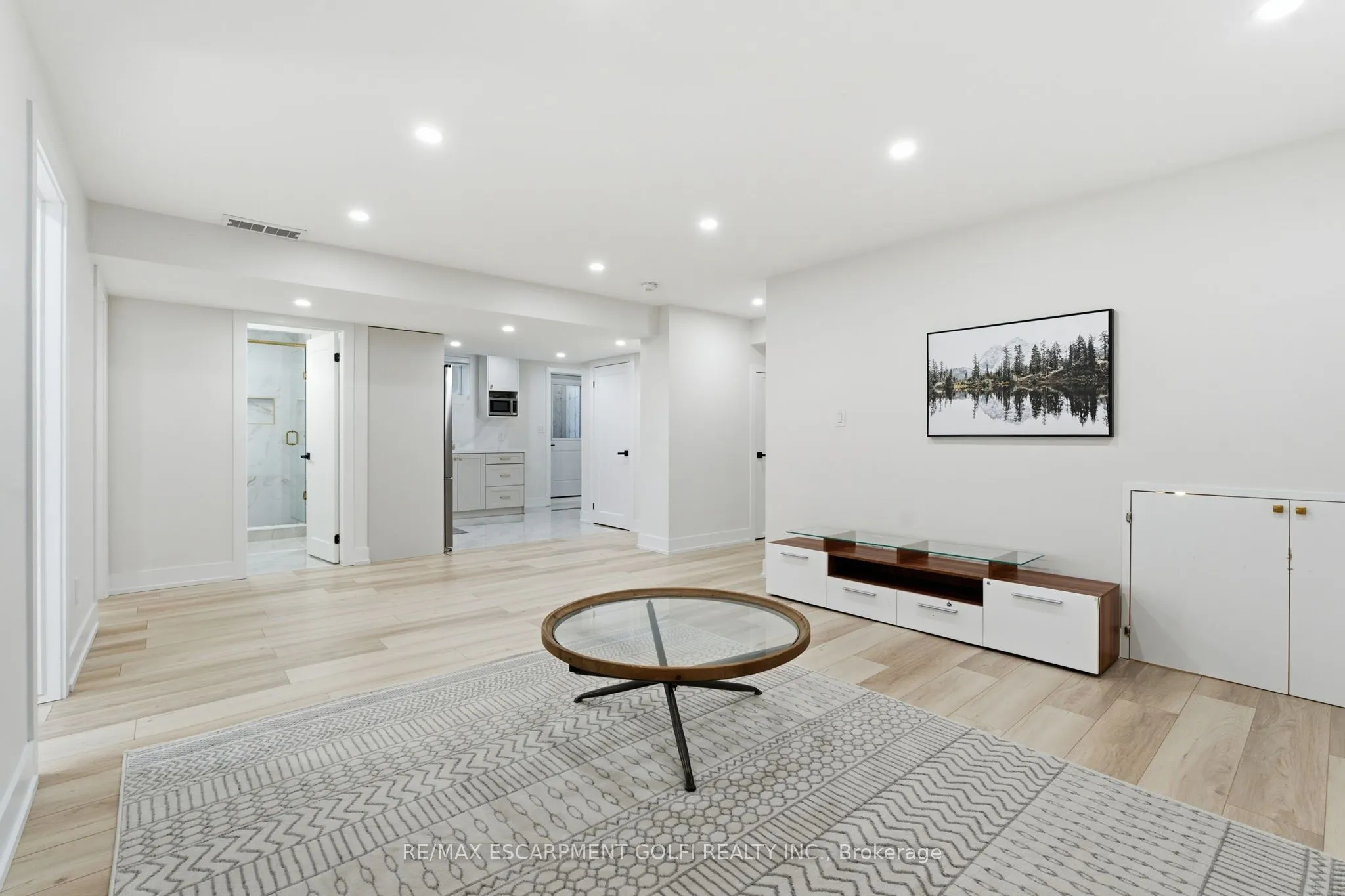 7403 Sherrilee Crescent