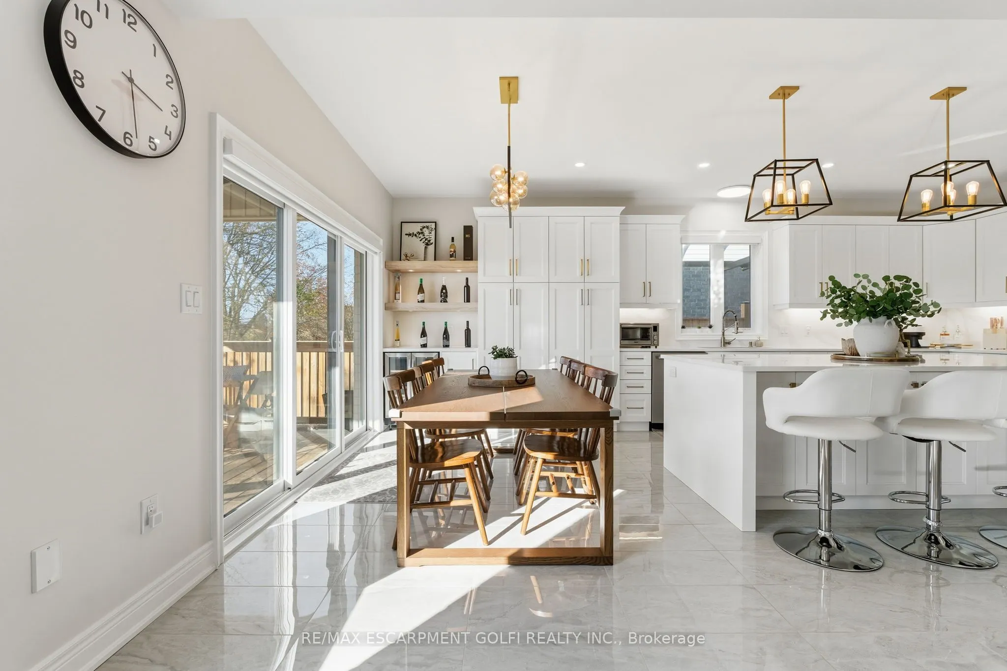 7403 Sherrilee Crescent