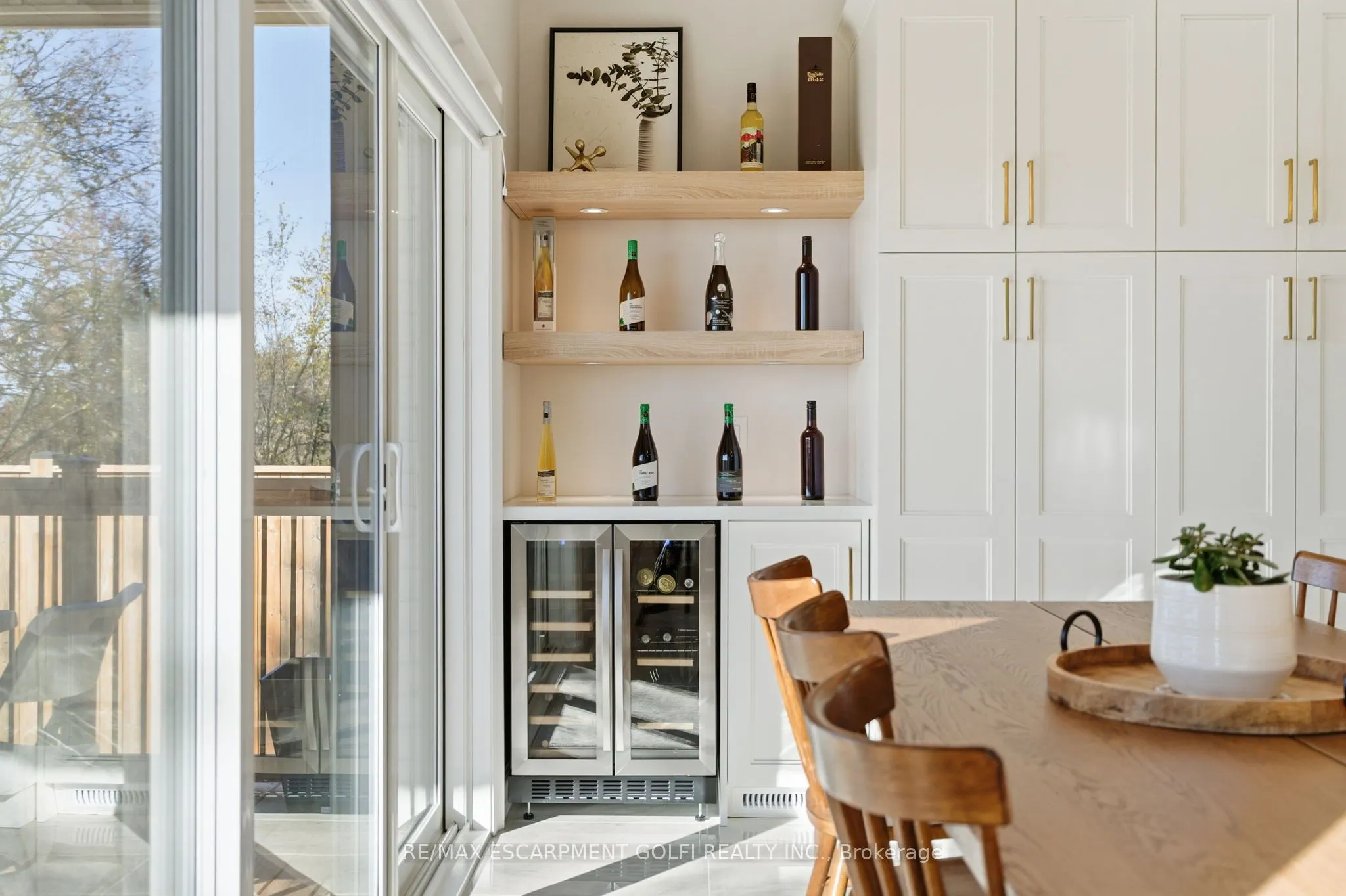 7403 Sherrilee Crescent