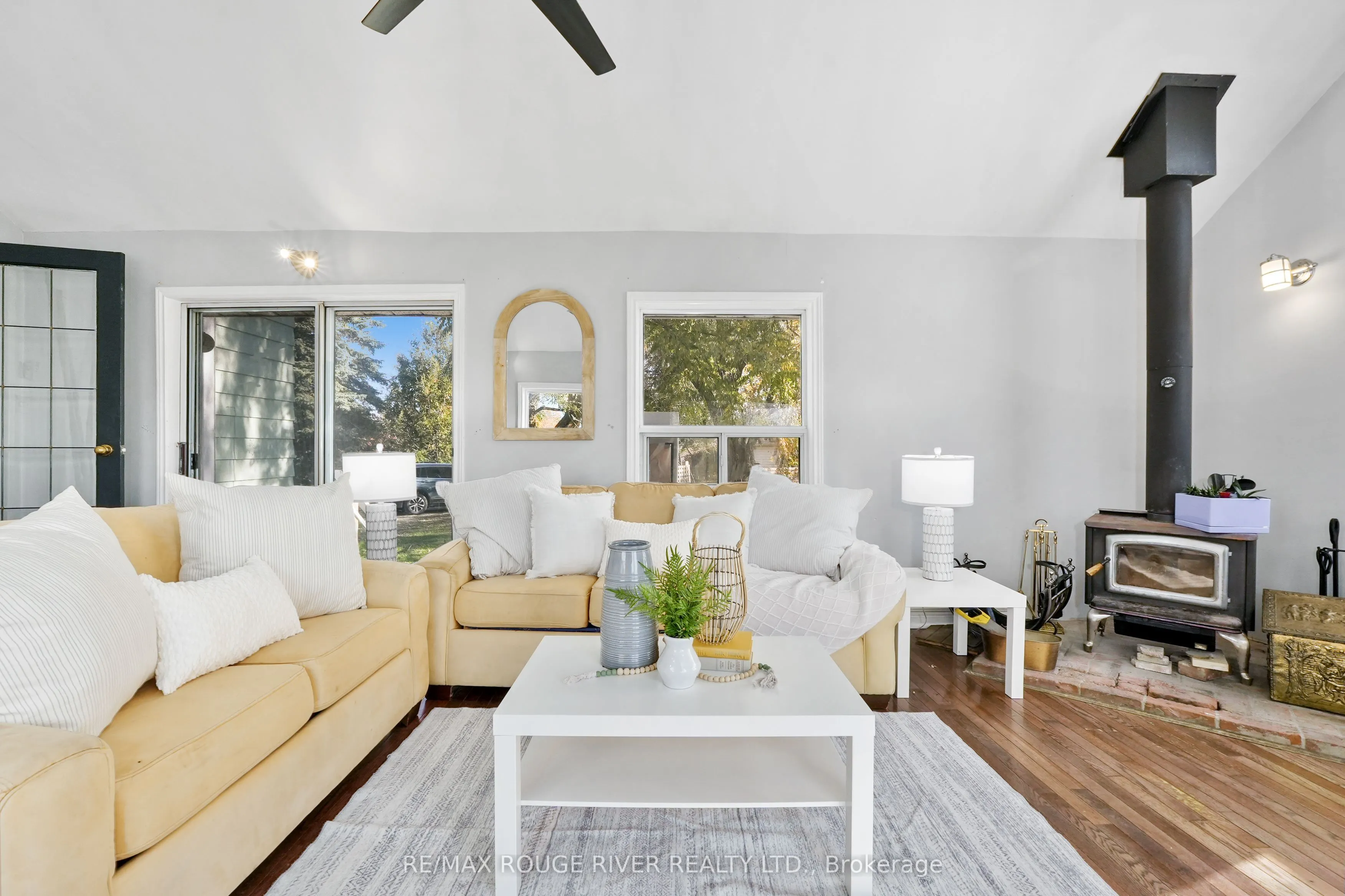 111 Concession Rd.8 W