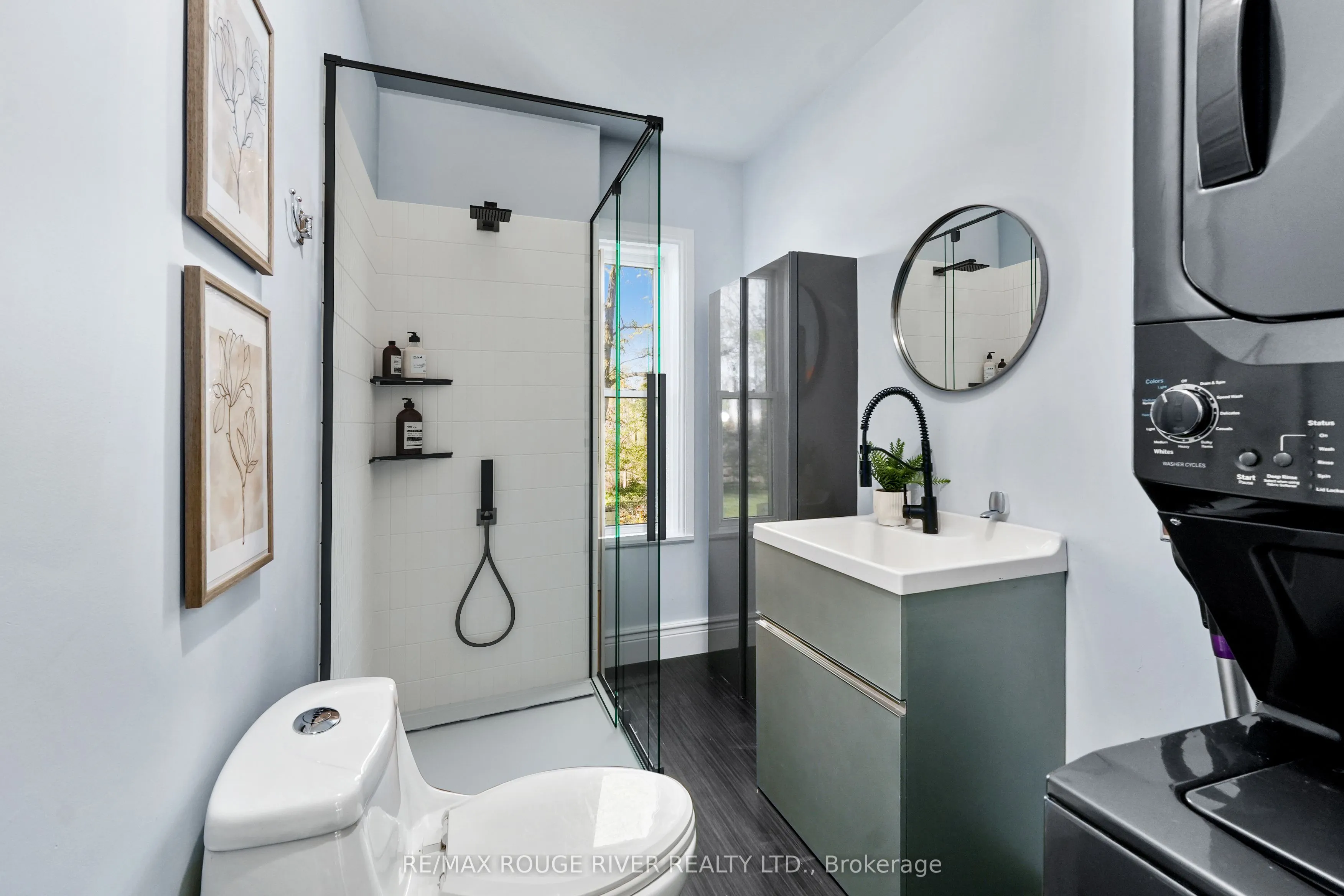 111 Concession Rd.8 W