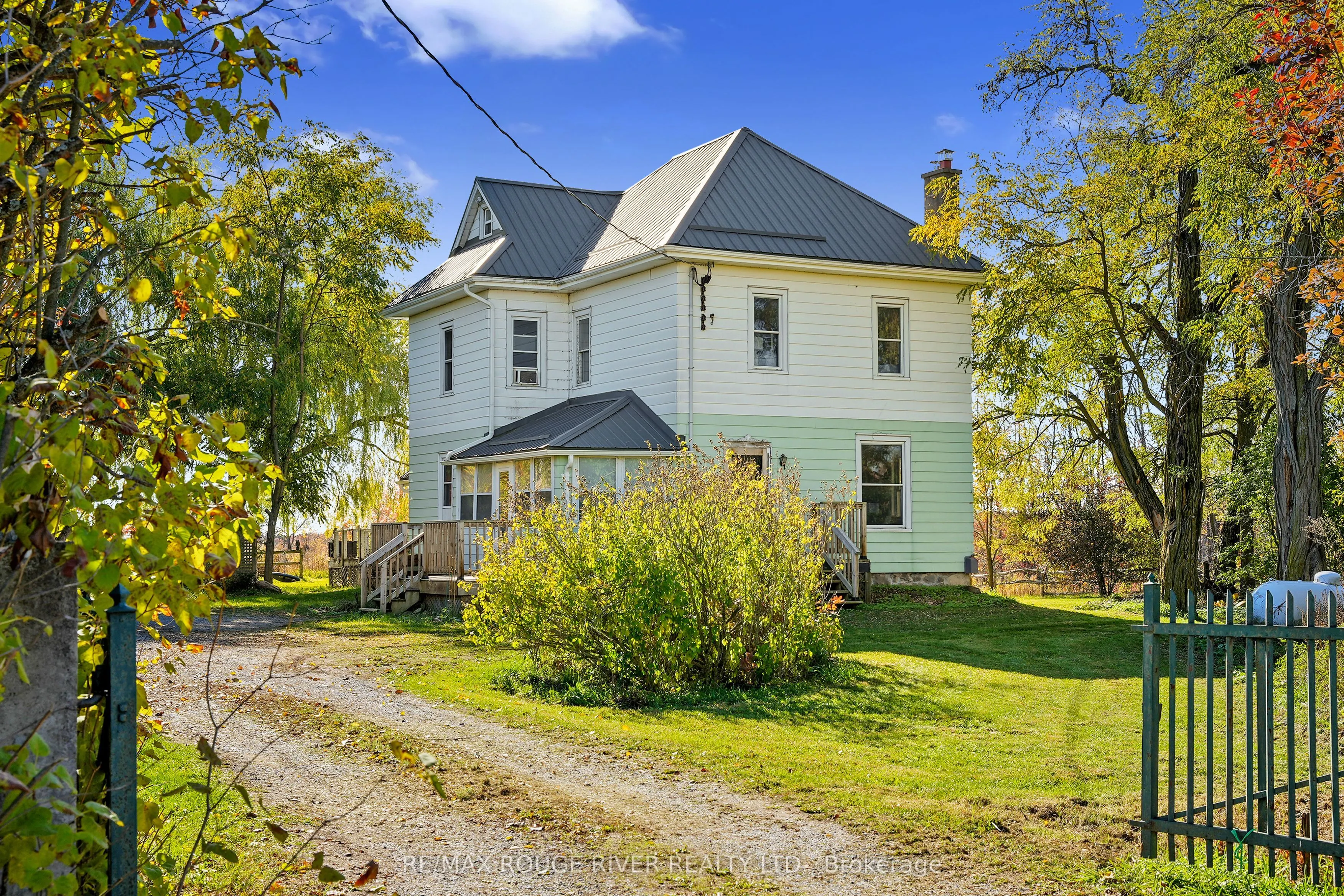 111 Concession Rd.8 W