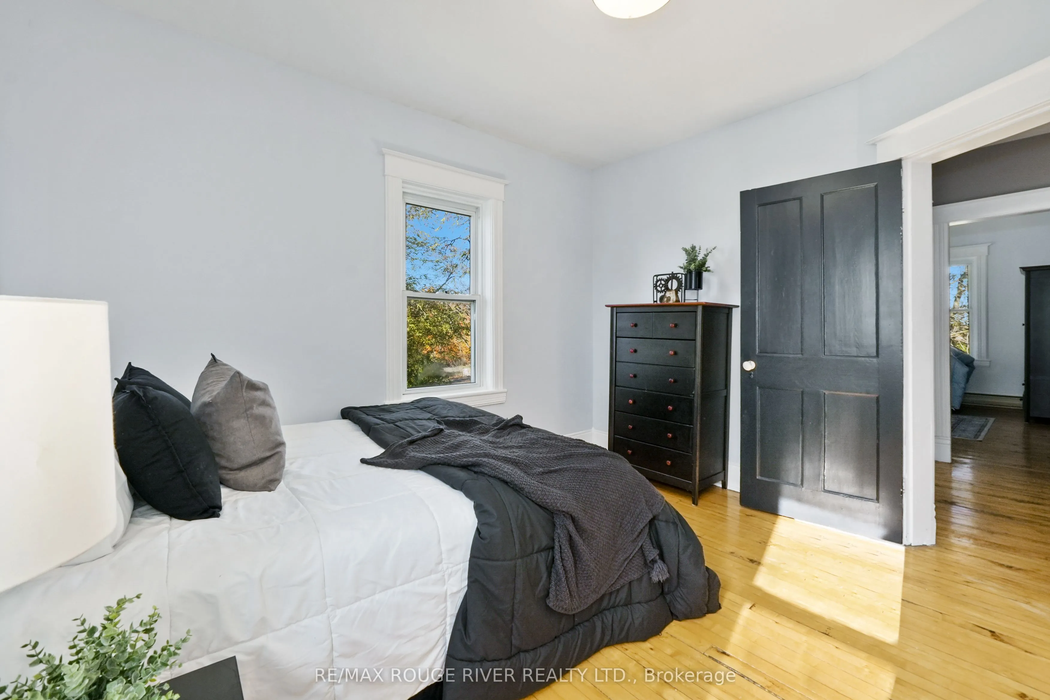 111 Concession Rd.8 W