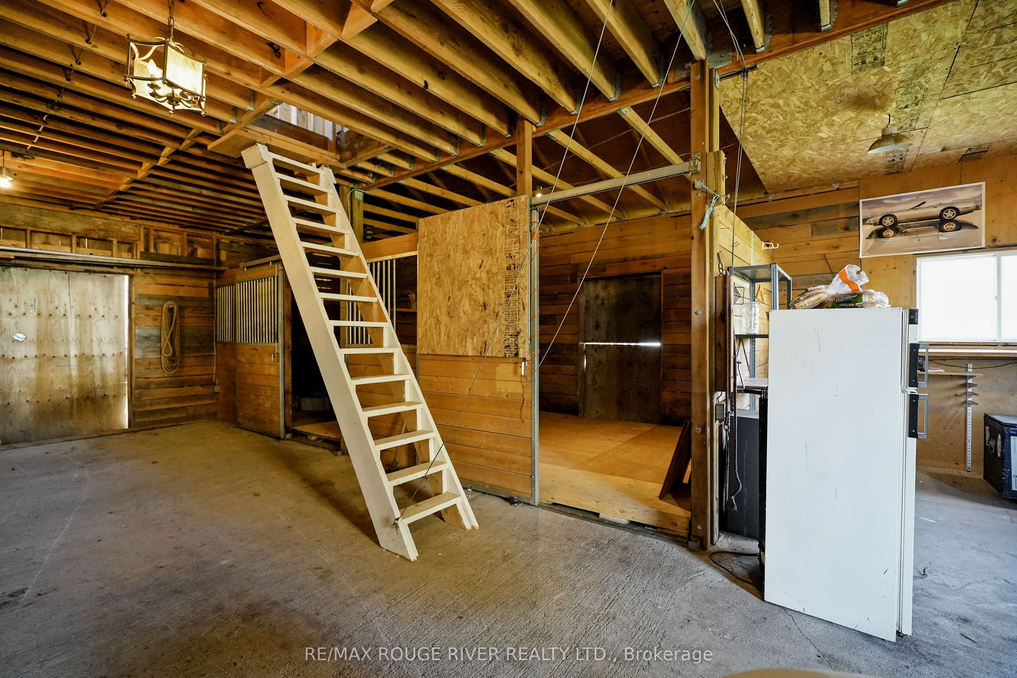 111 Concession Rd.8 W