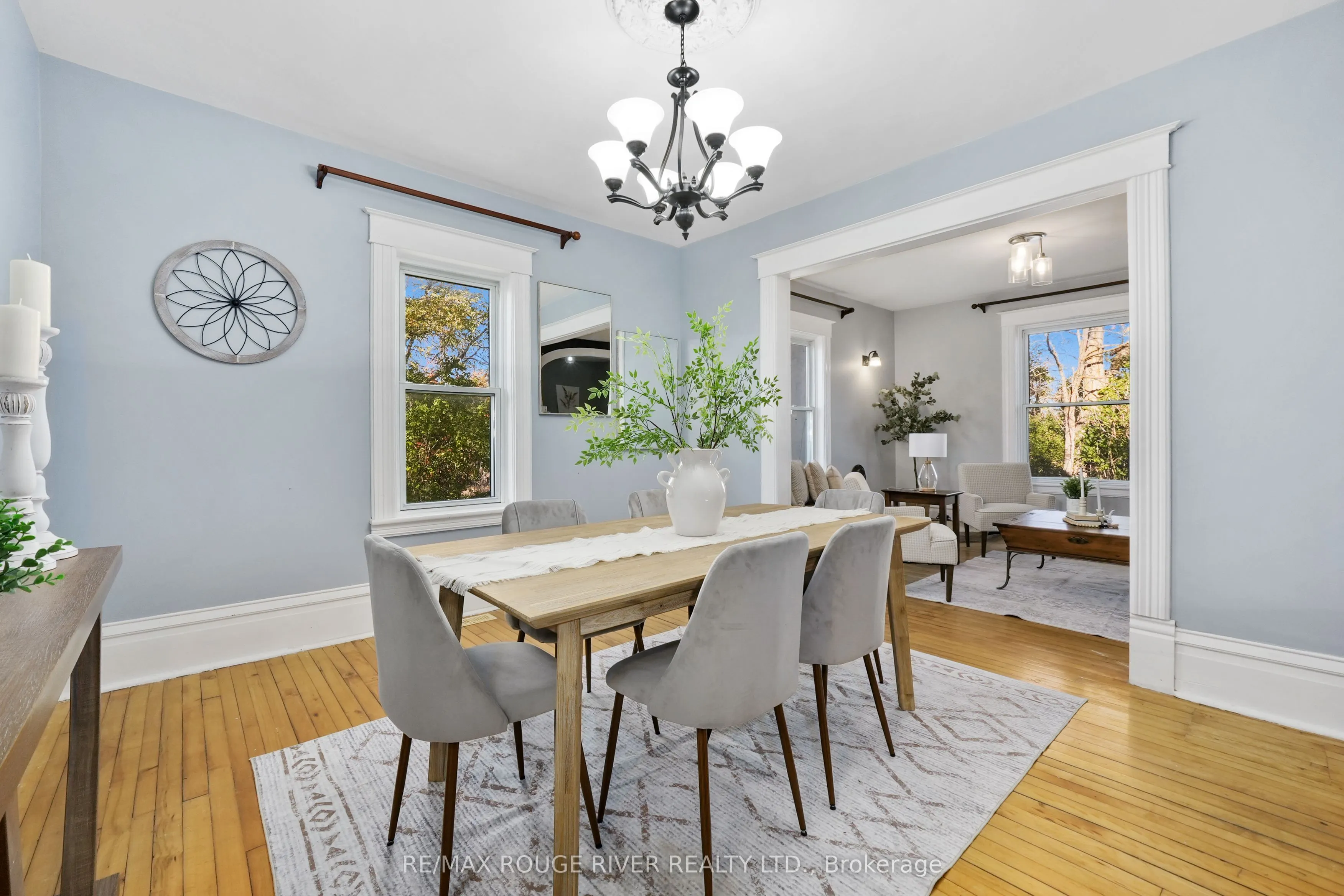 111 Concession Rd.8 W