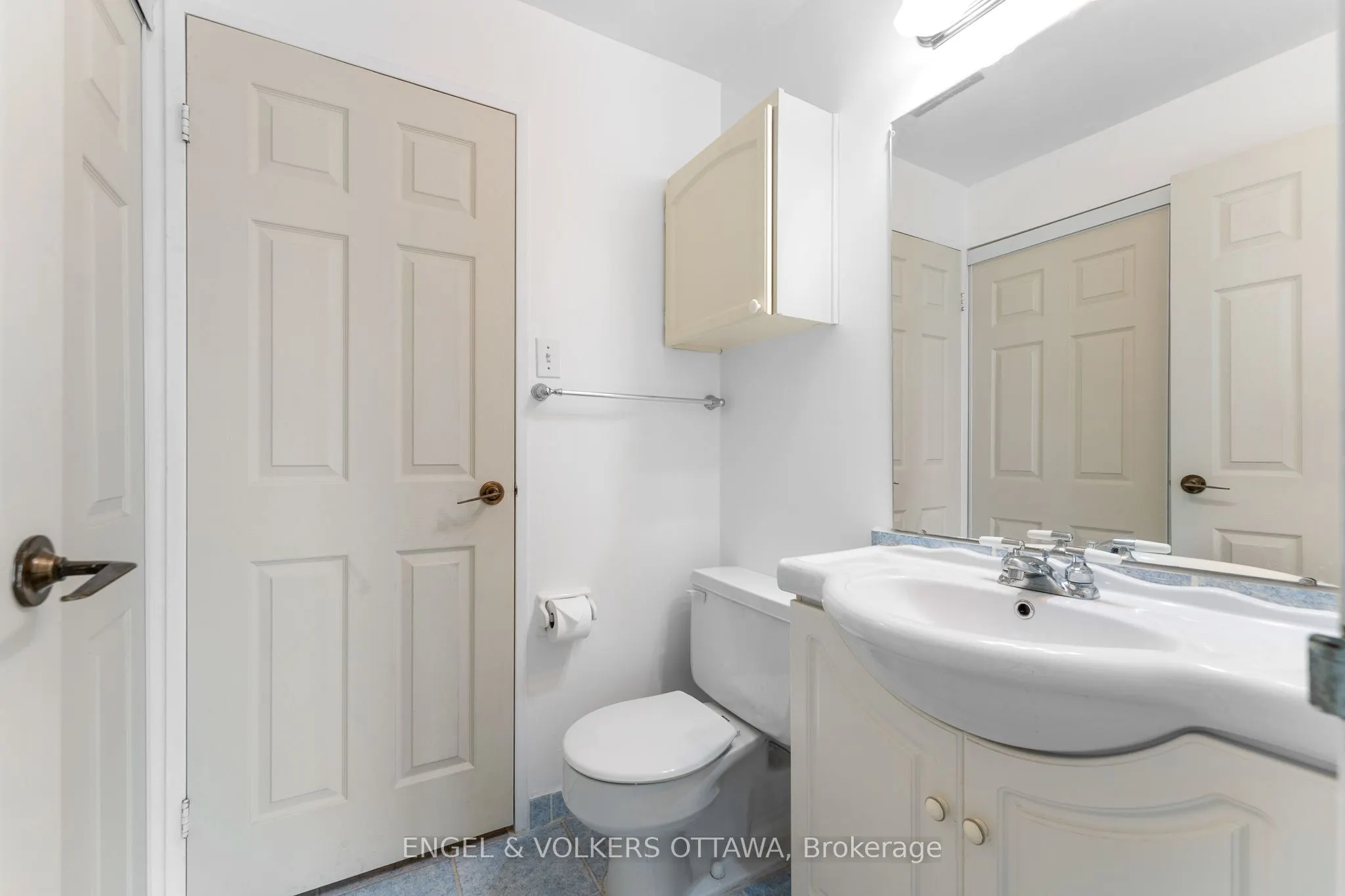 1025 Richmond Road, #704