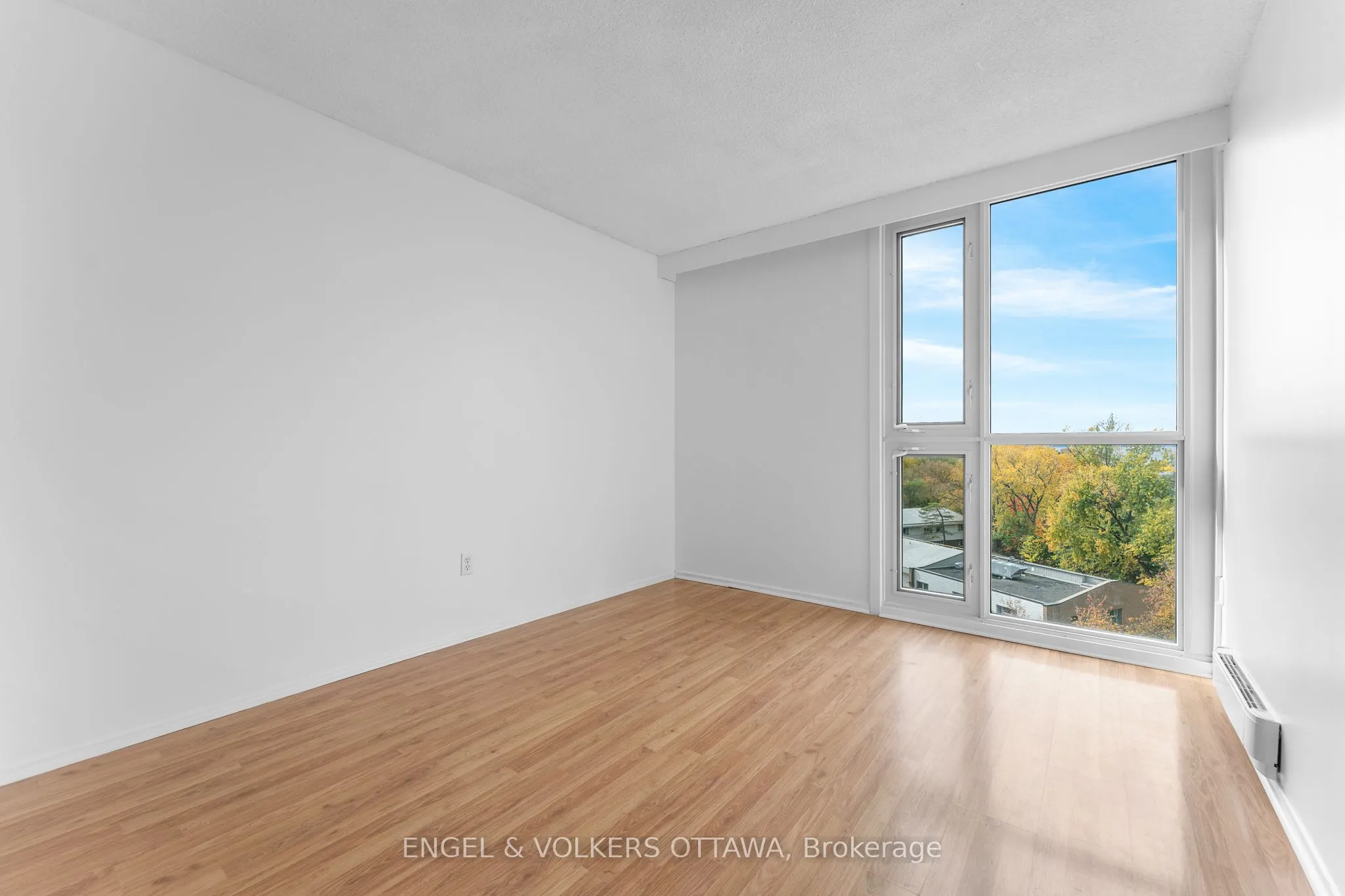 1025 Richmond Road, #704