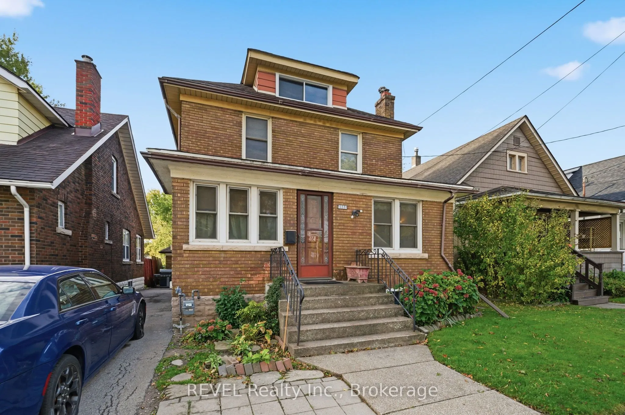 4988 Morrison Street