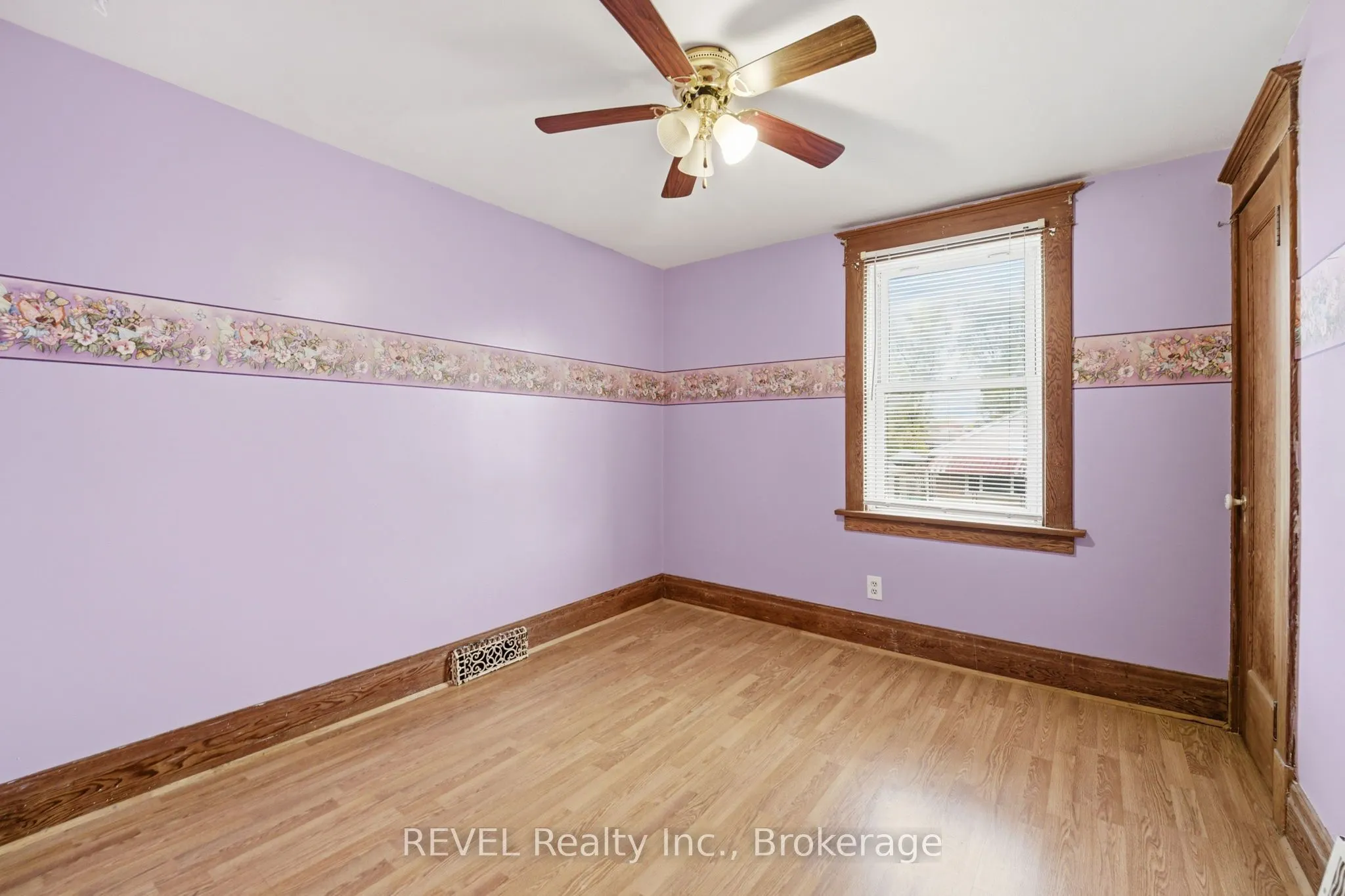 4988 Morrison Street