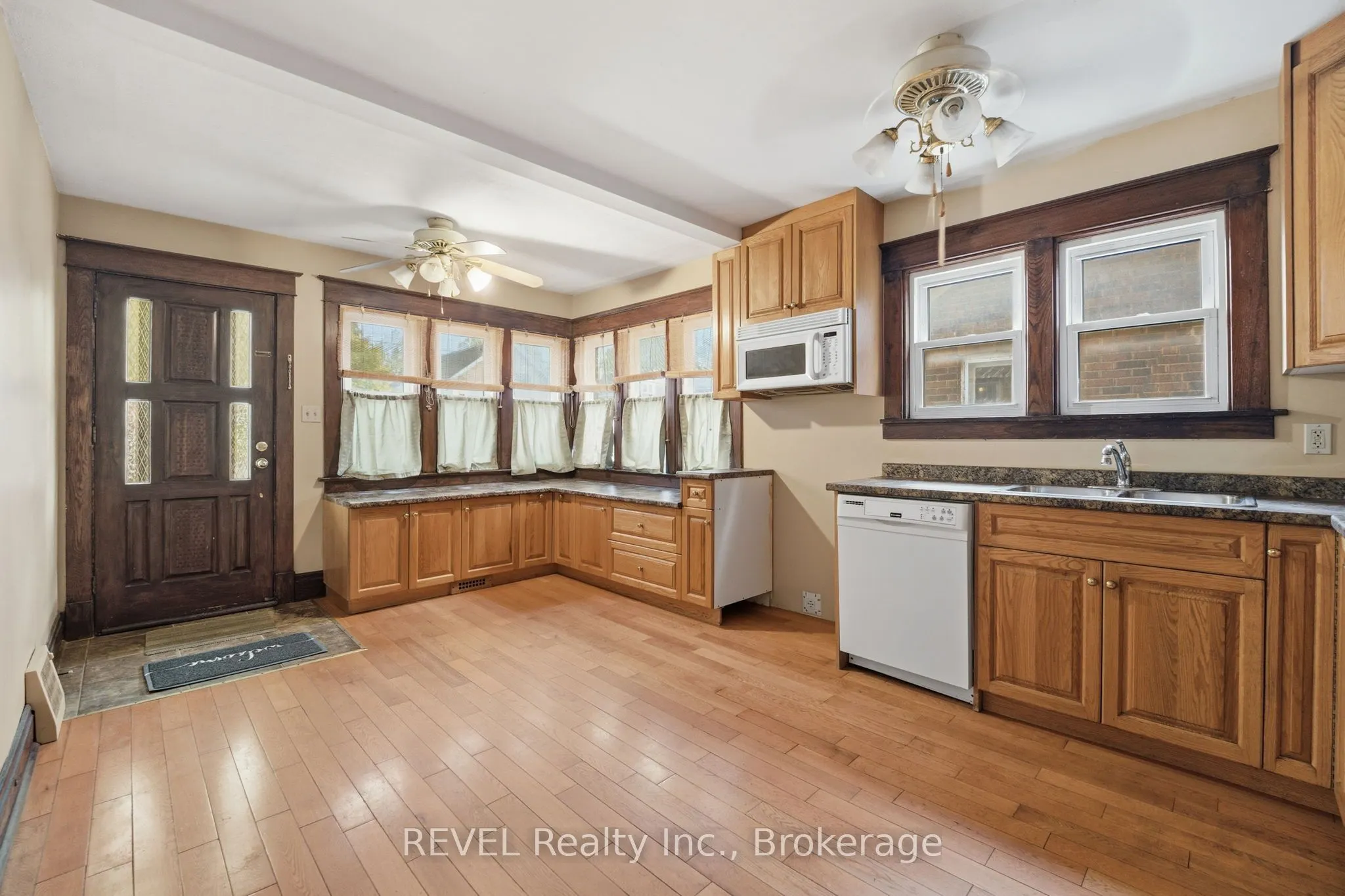 4988 Morrison Street