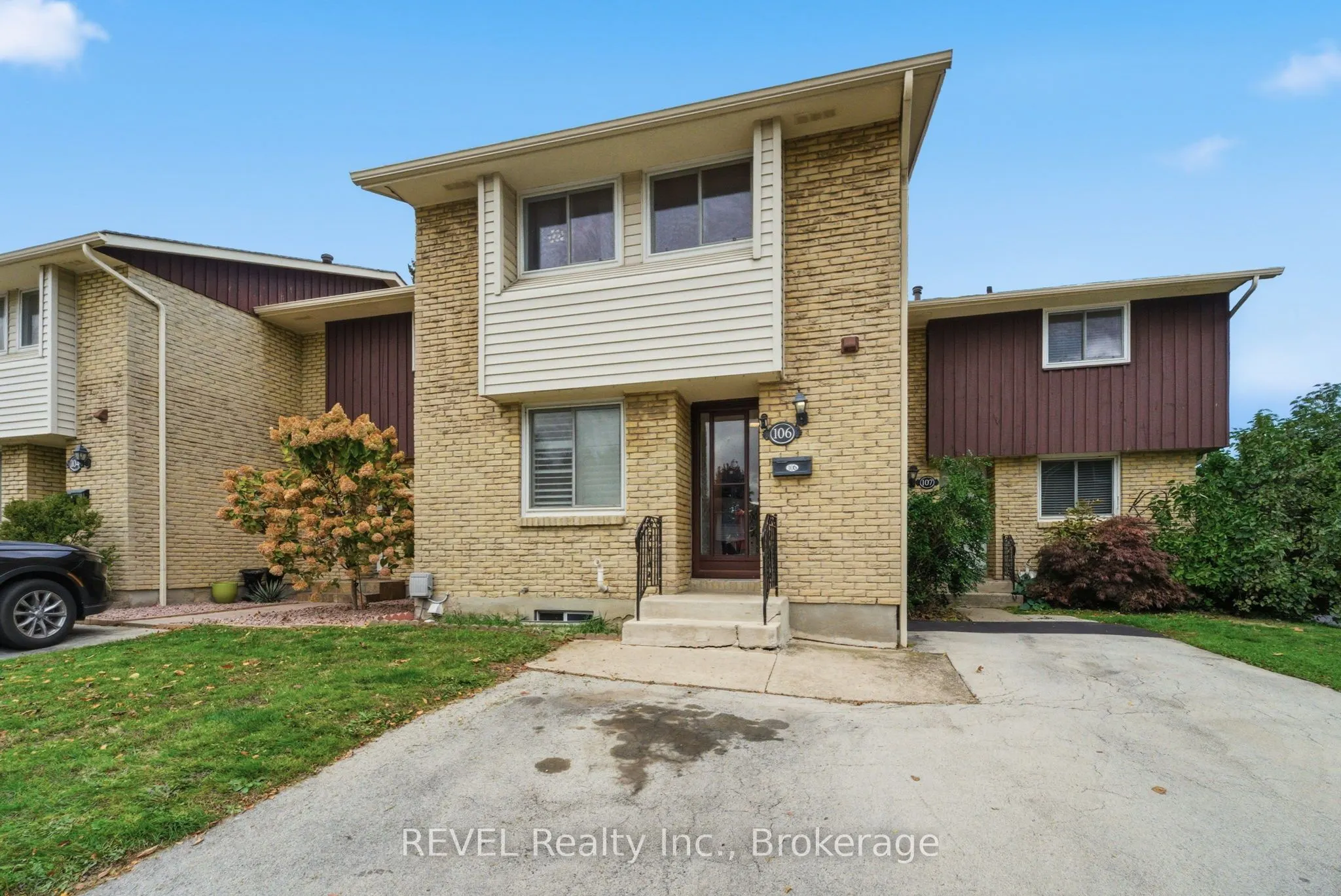 50 Lakeshore Road, #106