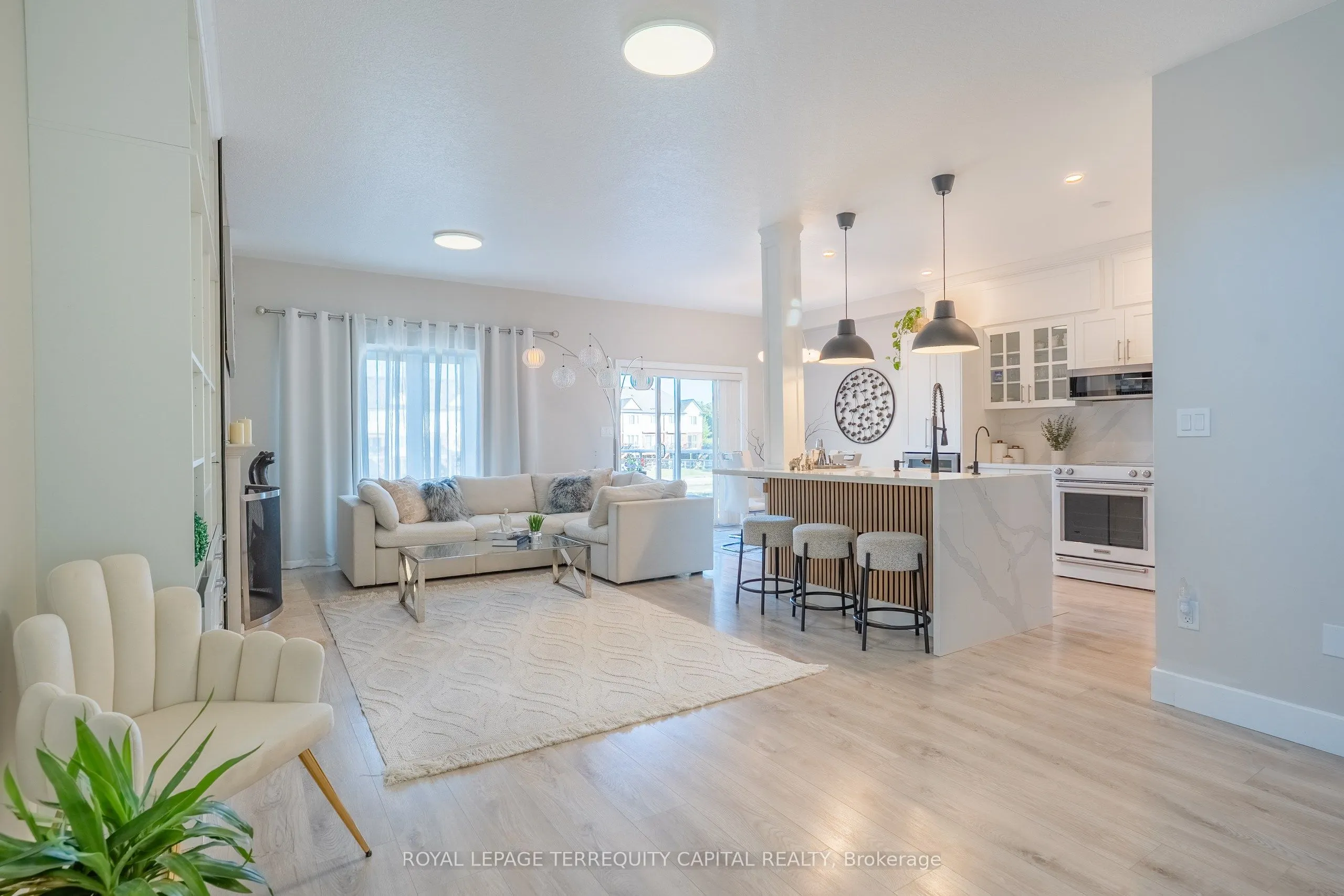 31 Sunvale Place, #25