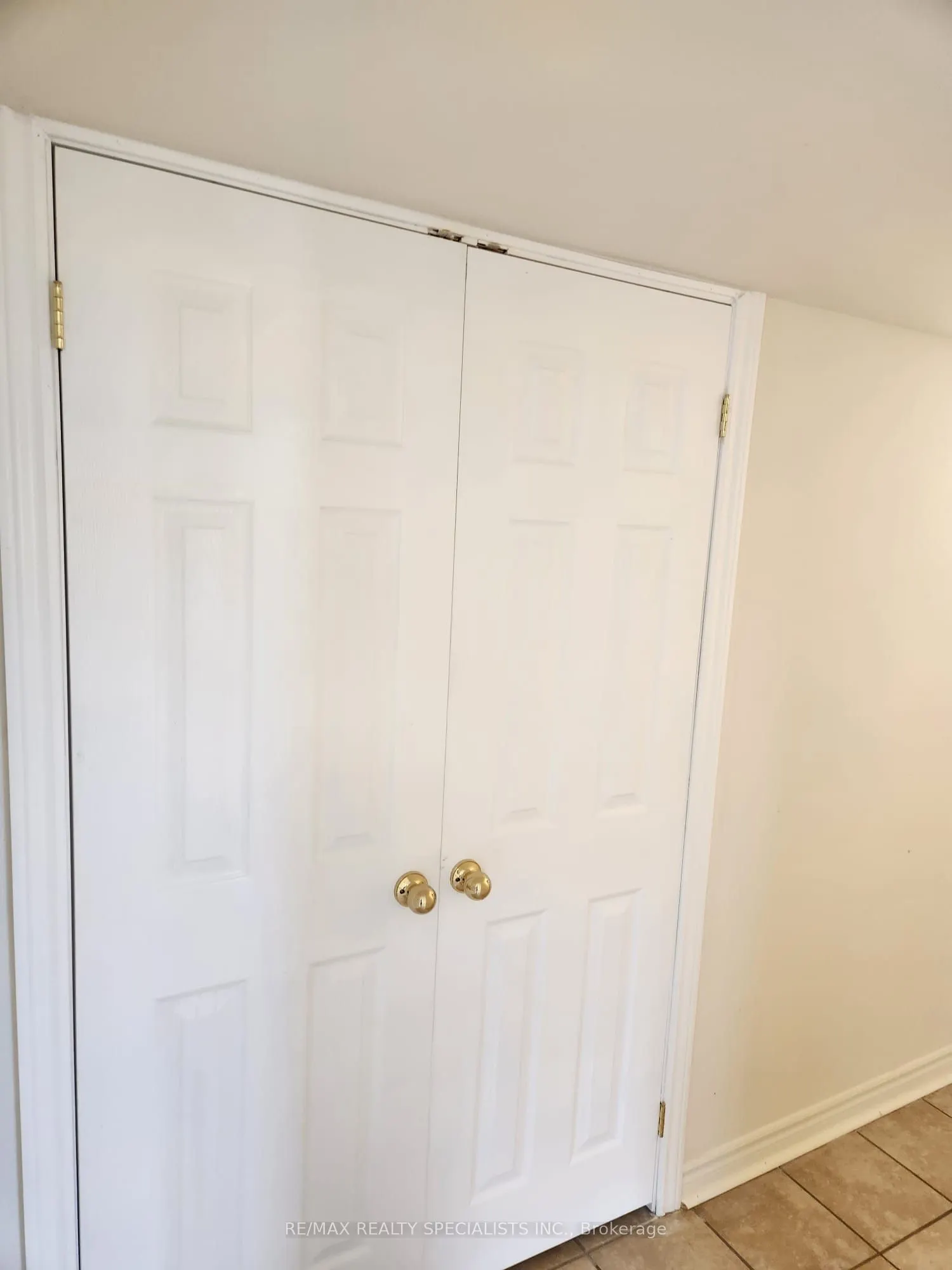 36 Merritt Street, #1- Ground floor