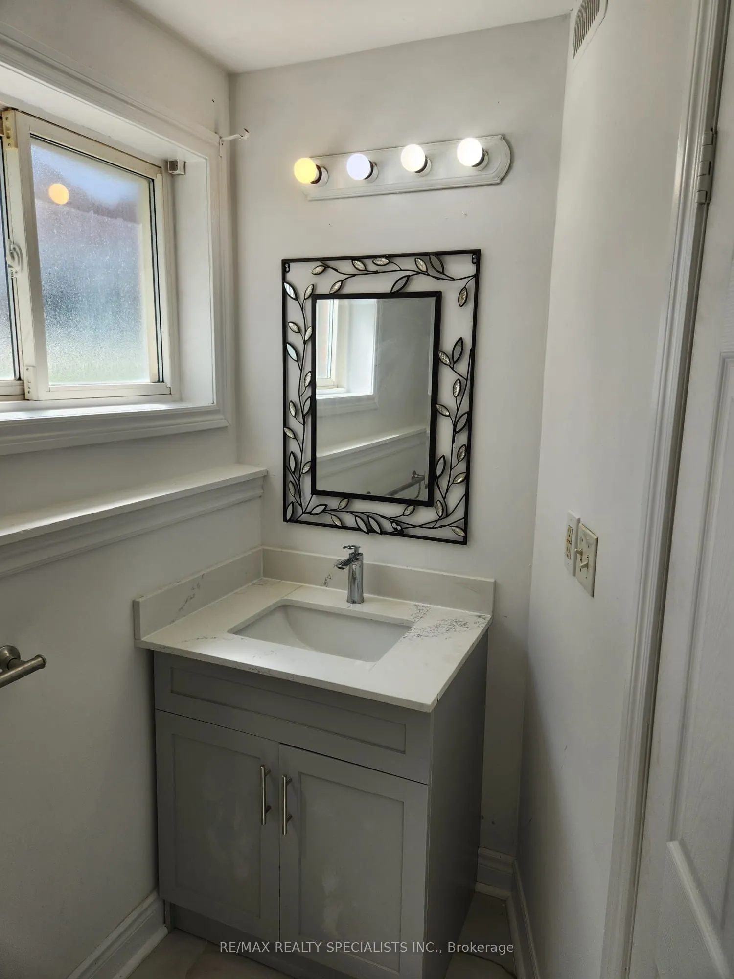 36 Merritt Street, #1- Ground floor