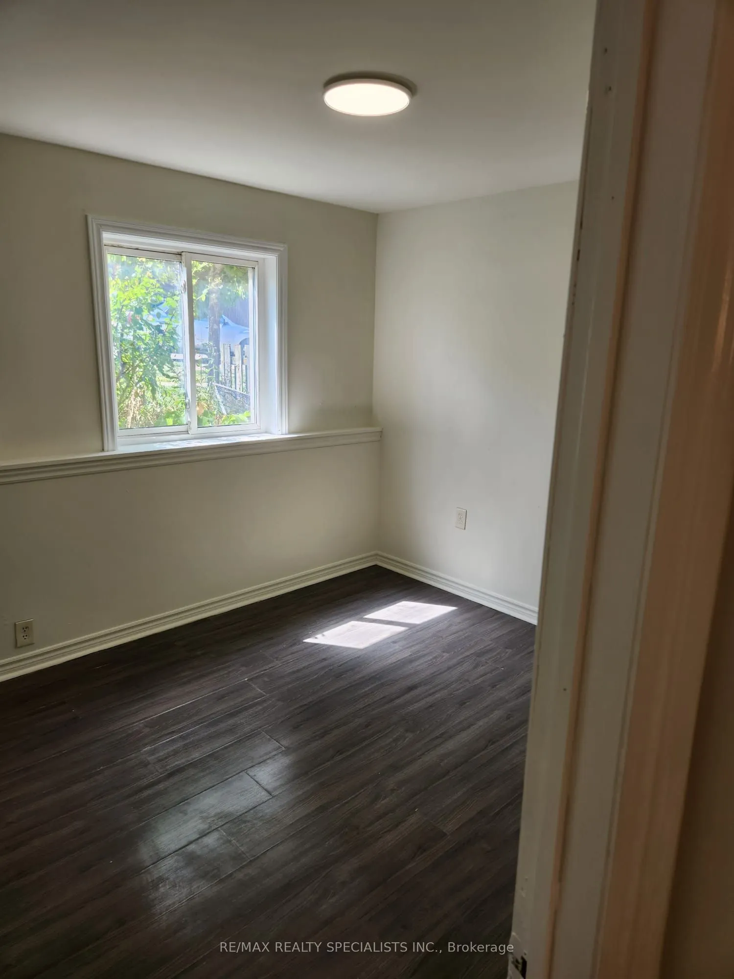 36 Merritt Street, #1- Ground floor