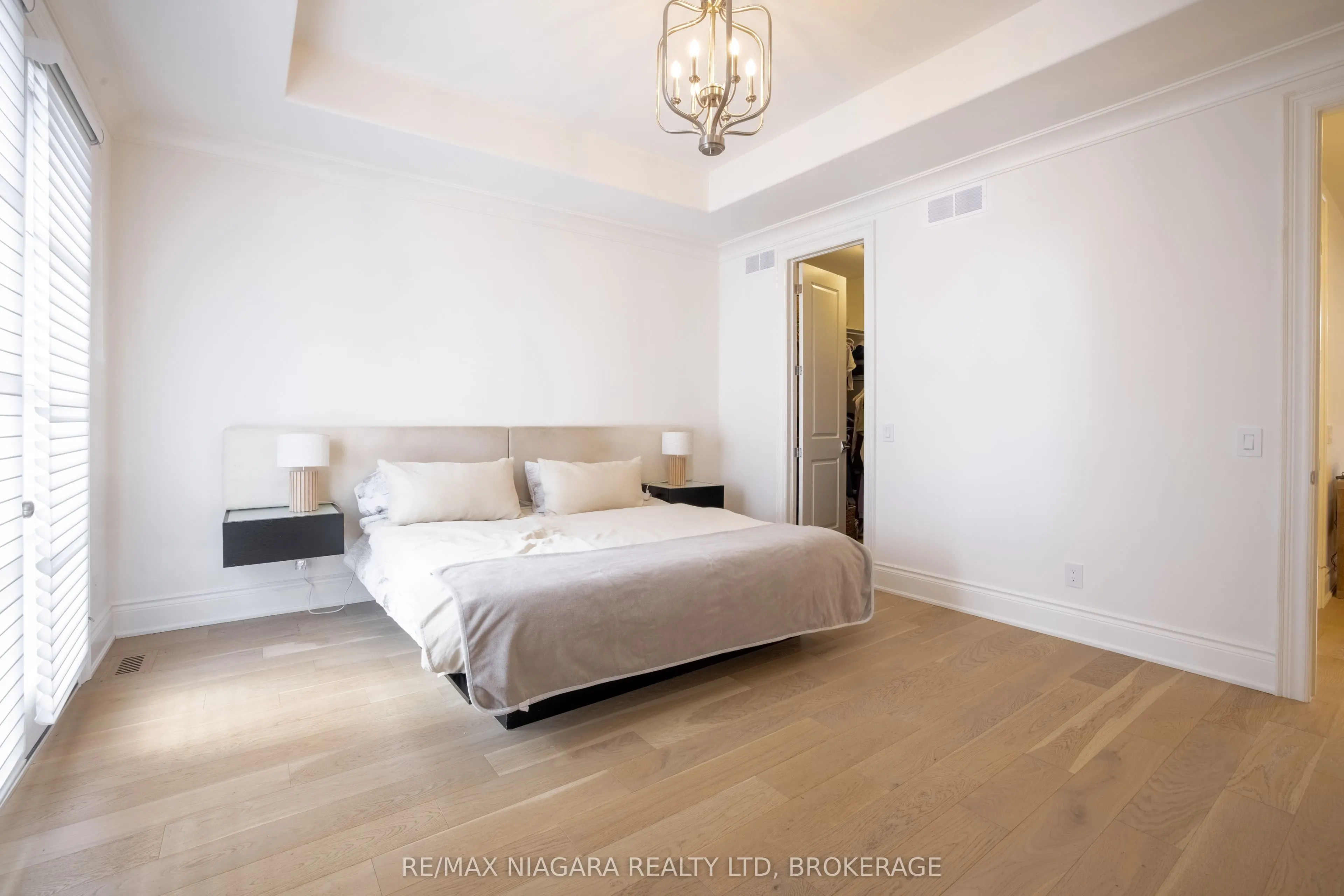 15 ARBOURVALE Common, #Call LBO