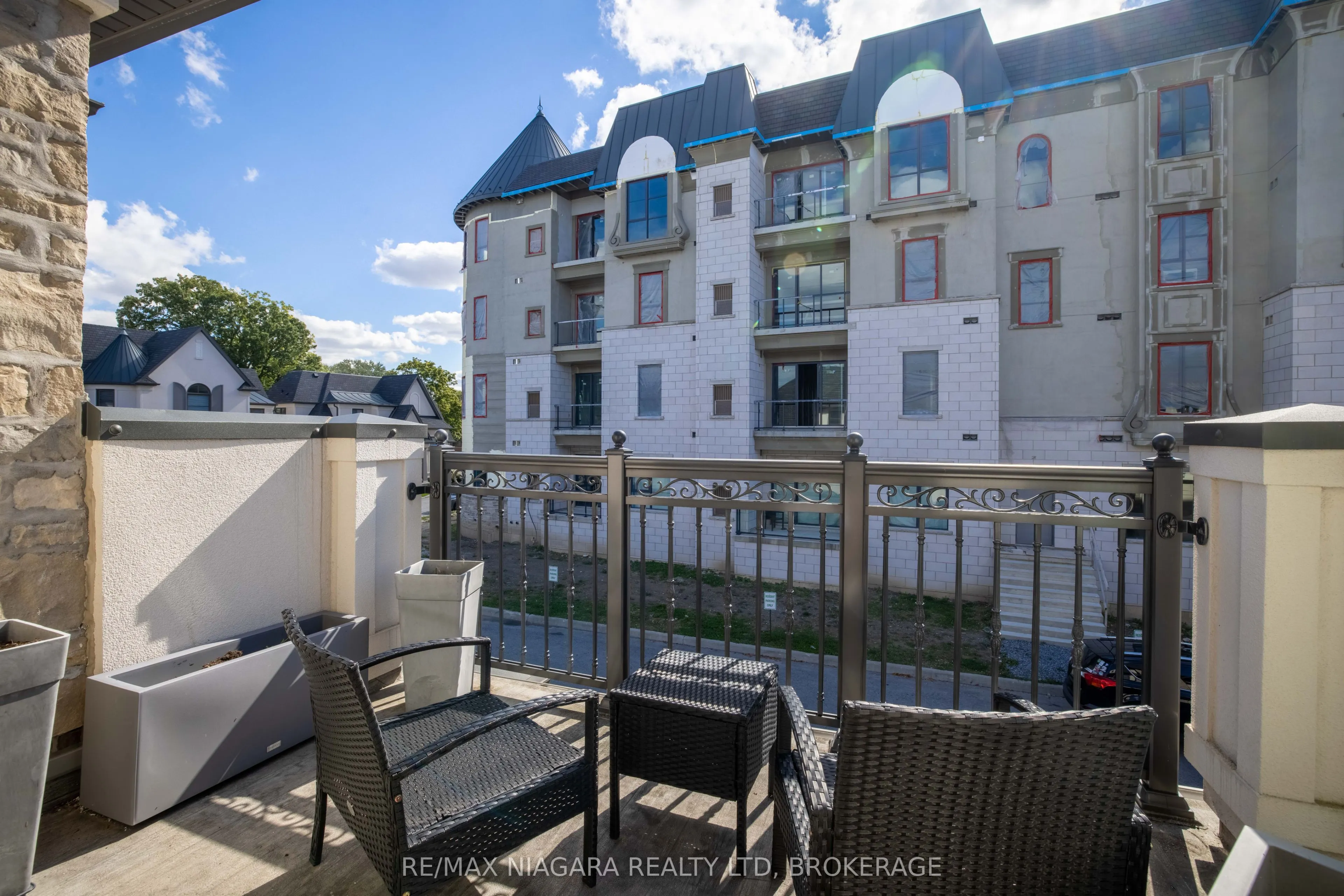 15 ARBOURVALE Common, #Call LBO