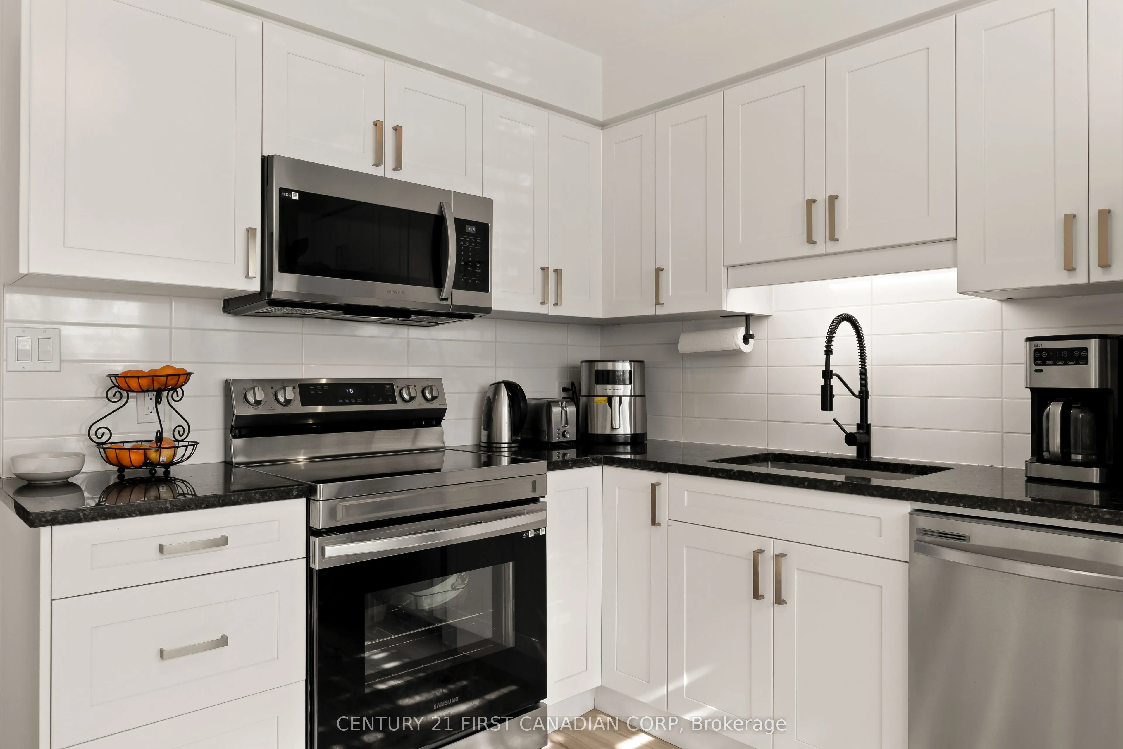 355 SANDRINGHAM Crescent, #53