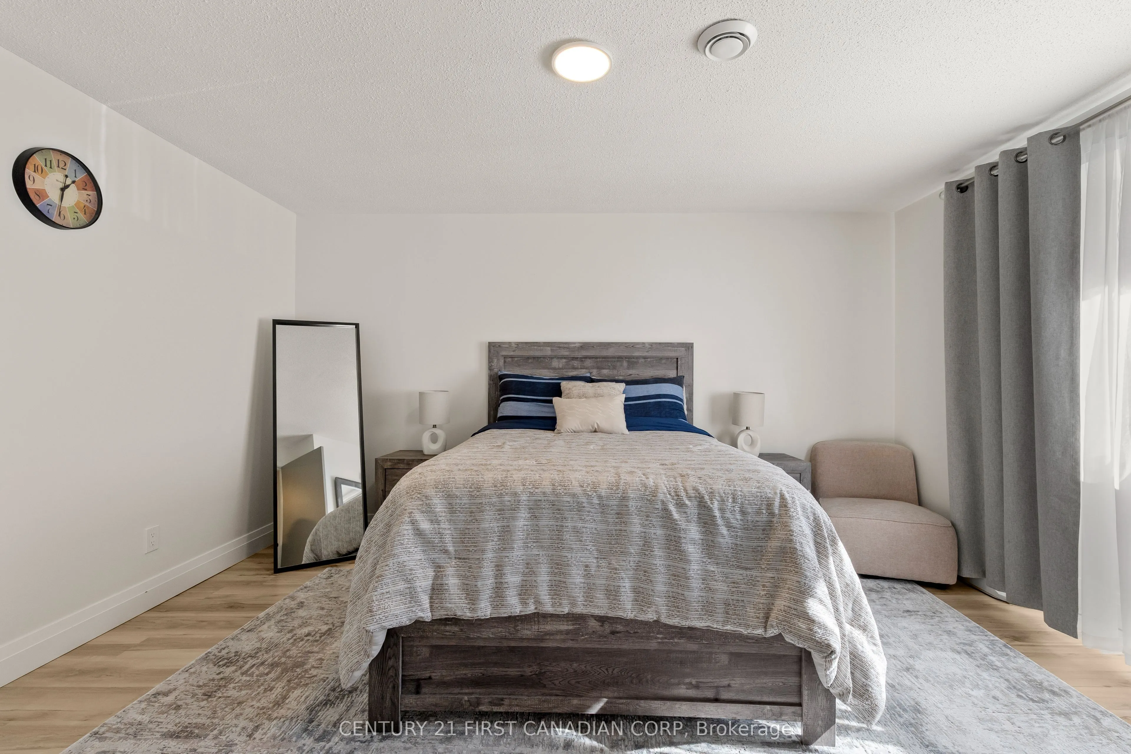 355 SANDRINGHAM Crescent, #53