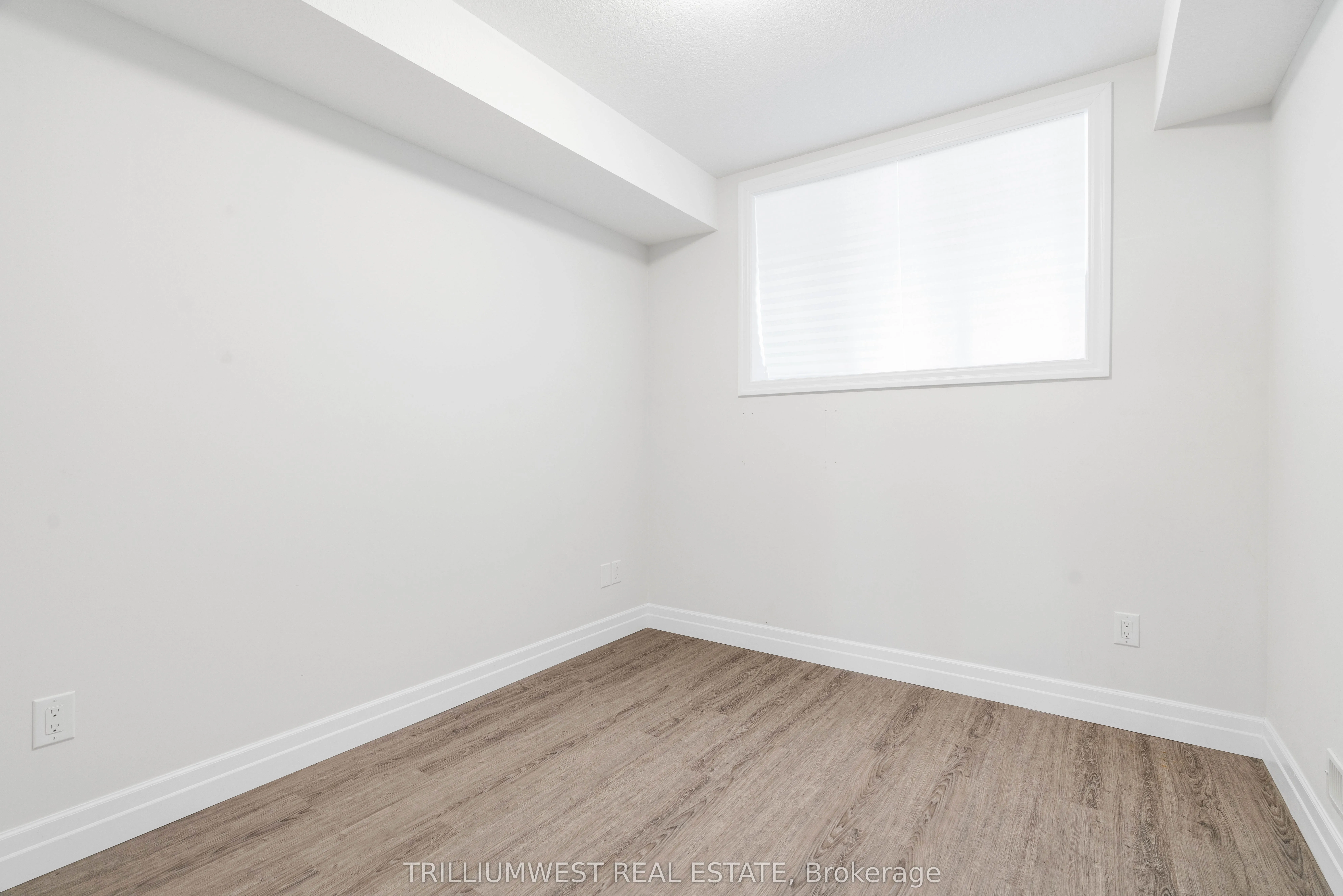 168 Rochefort Street, #F