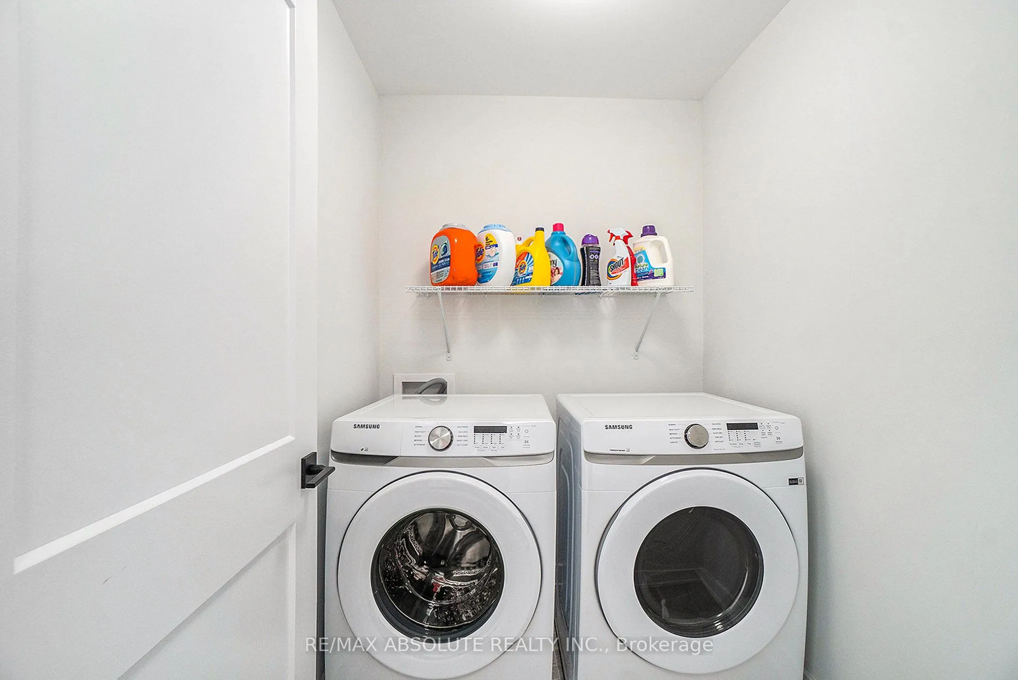 29 Mac Beattie Drive S