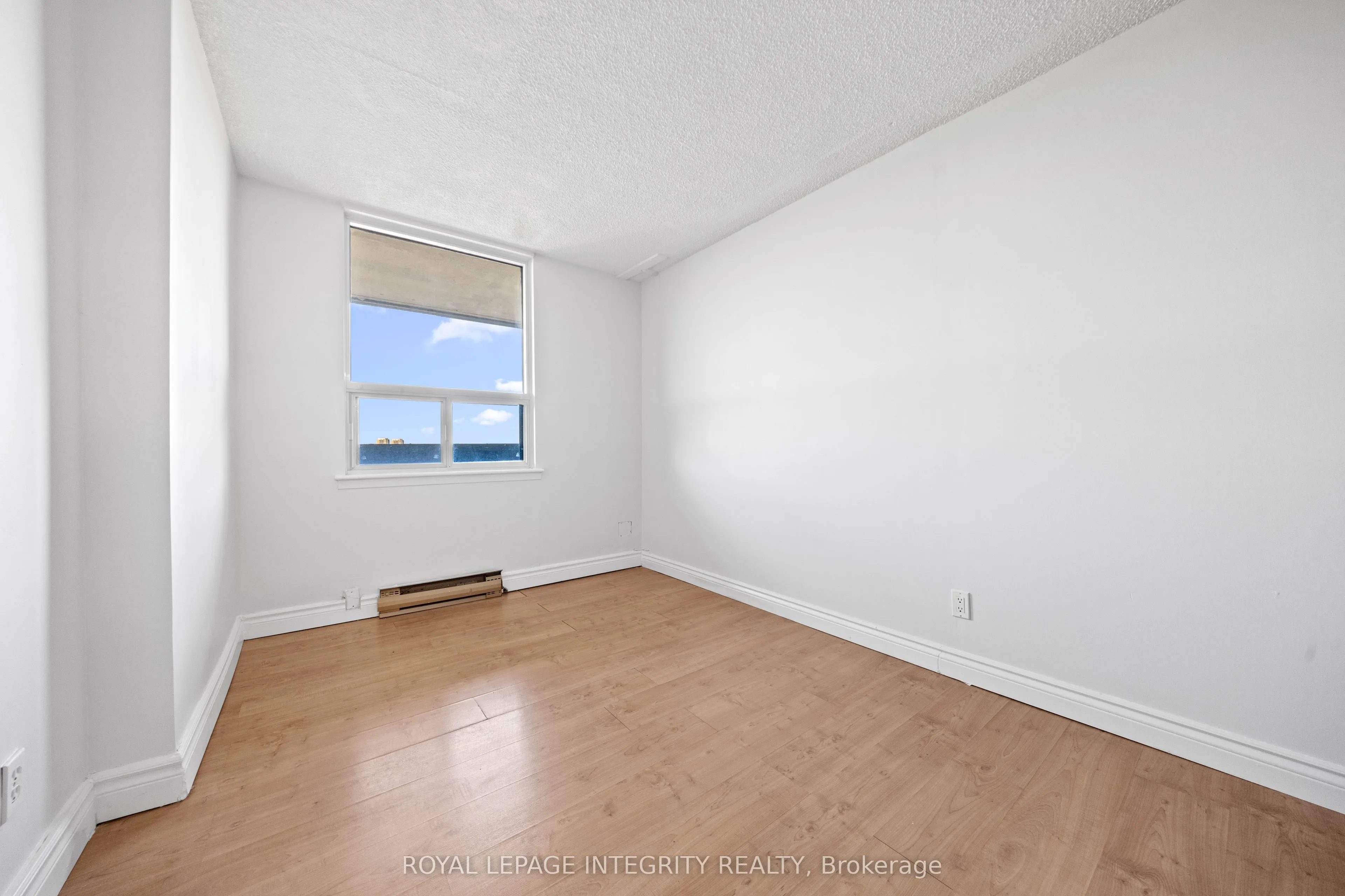 900 Dynes Road, #1201