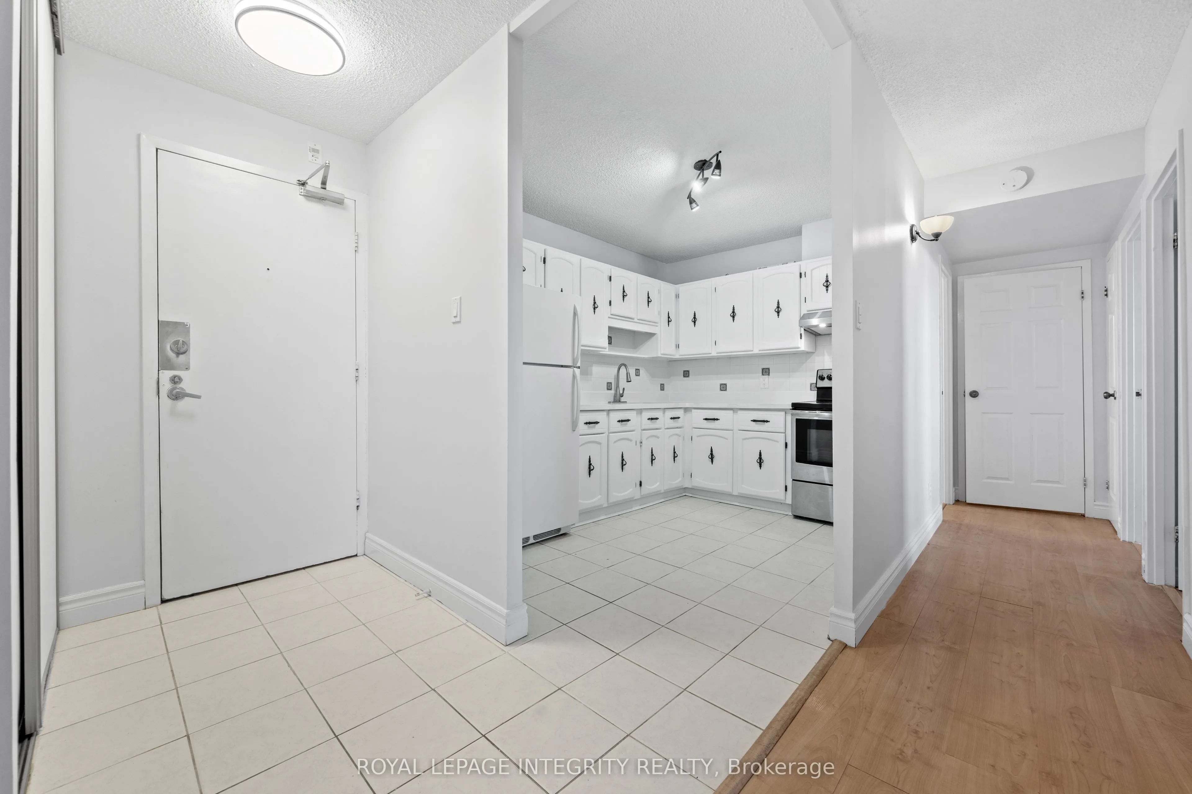 900 Dynes Road, #1201