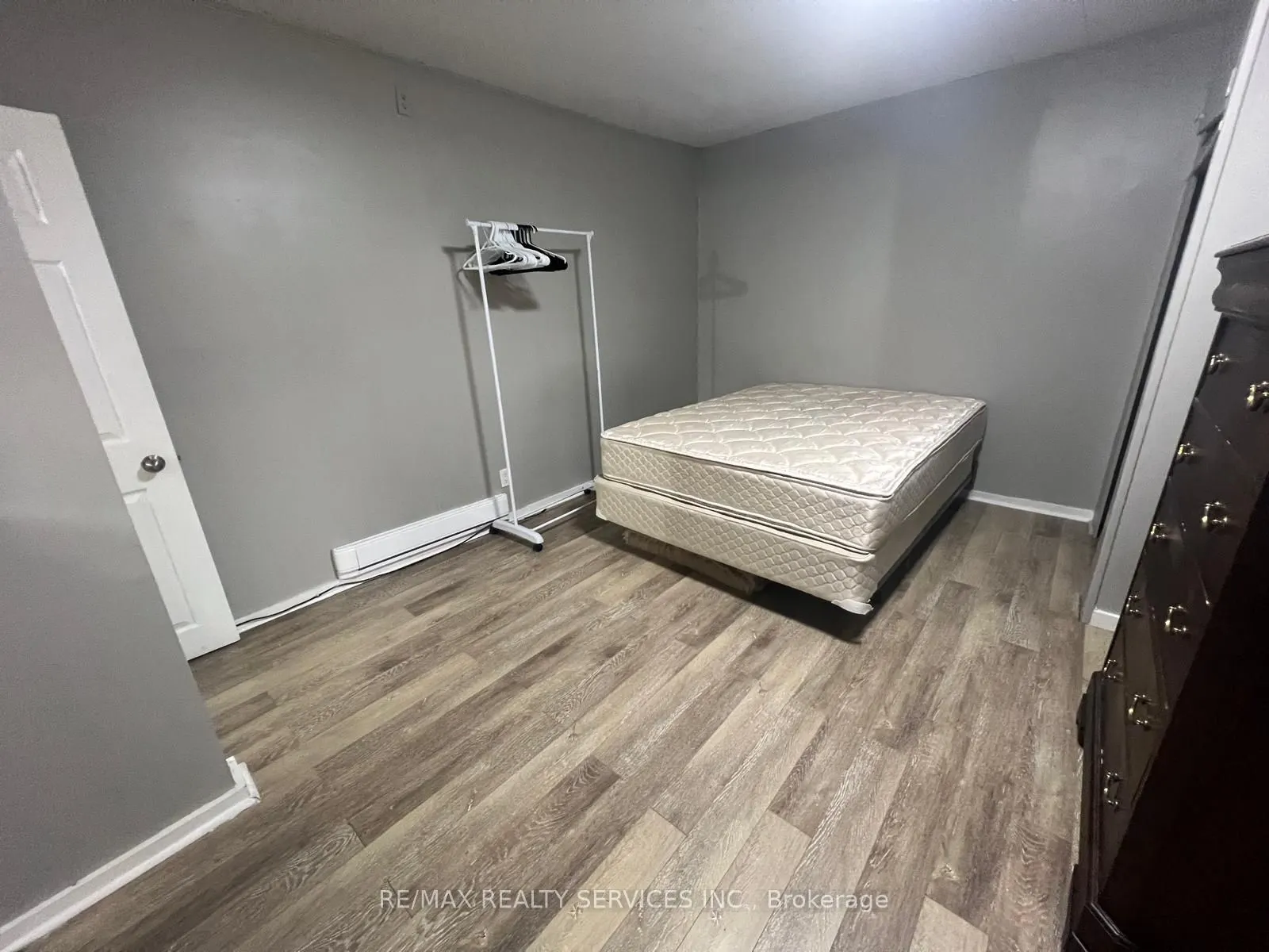 634041 Hurontario Street