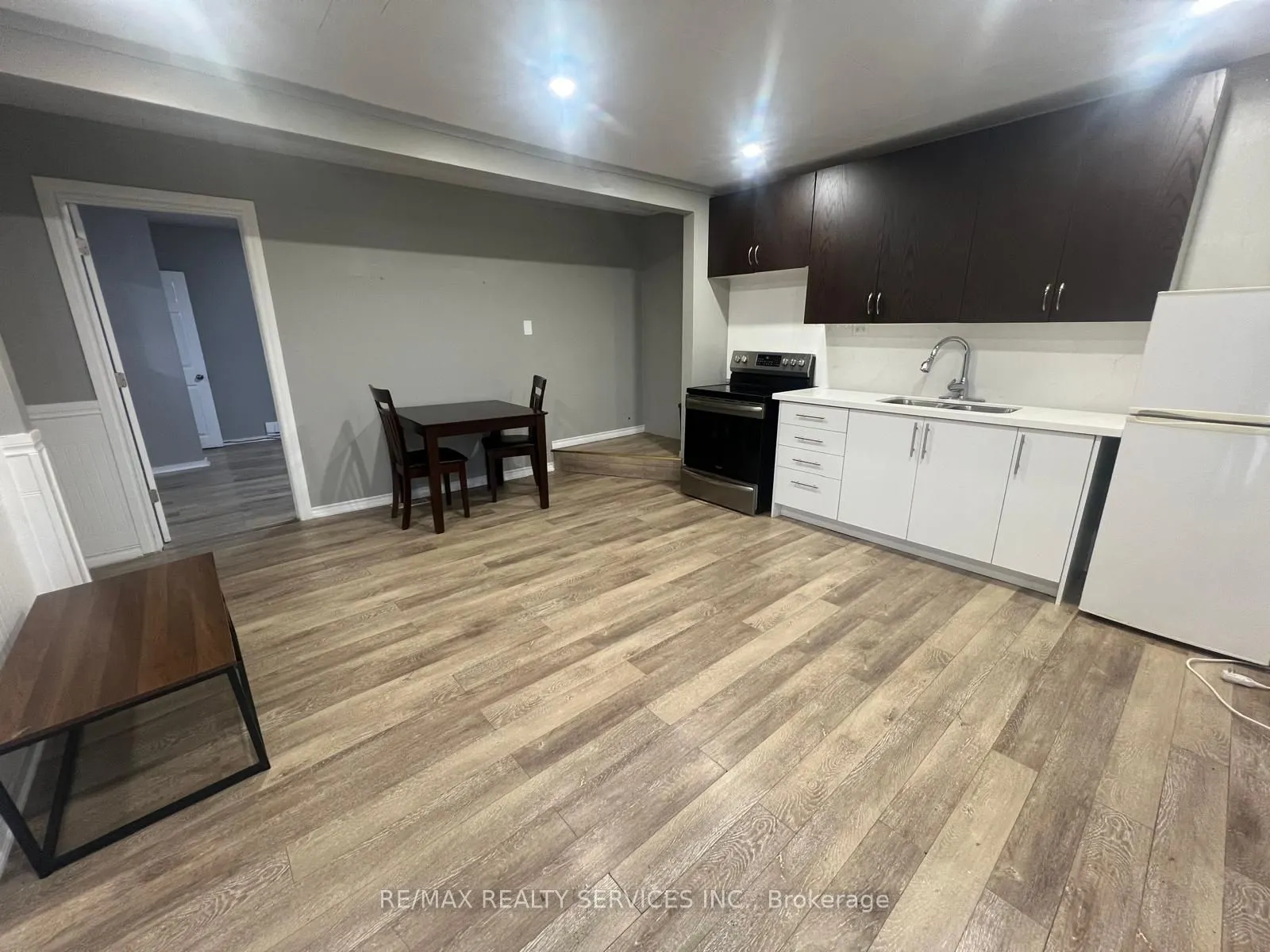 634041 Hurontario Street