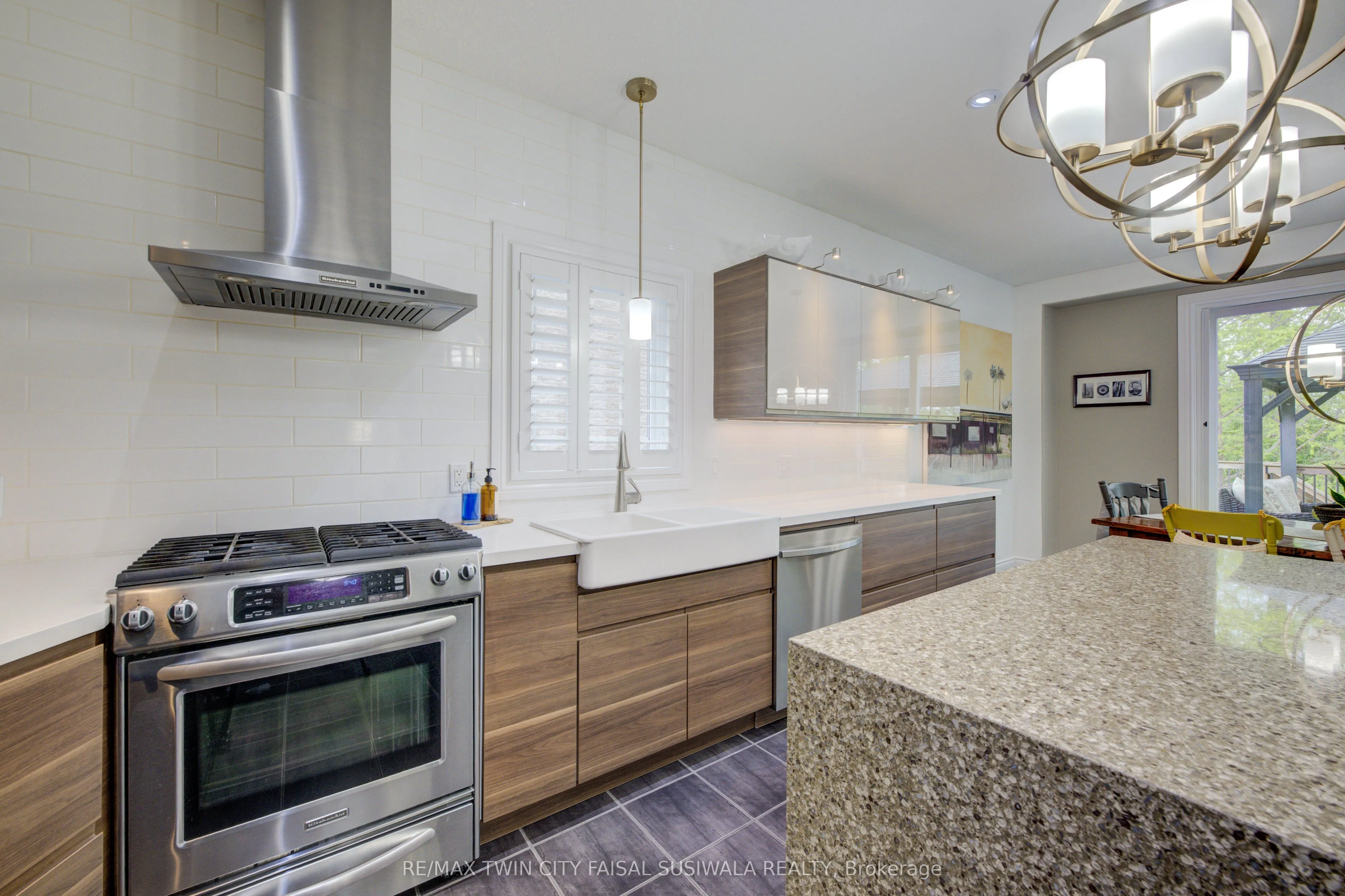 289 Wesley Boulevard