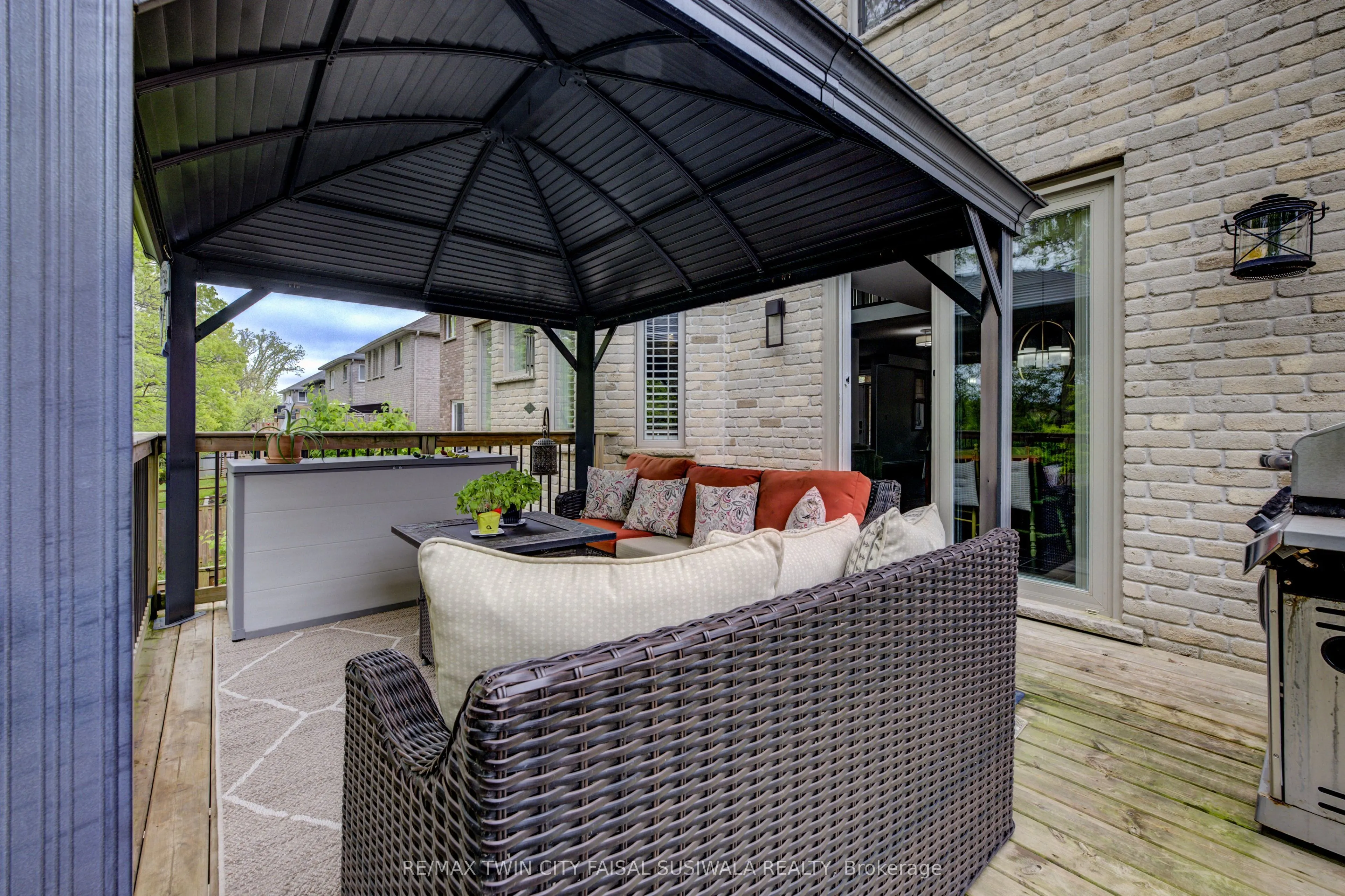 289 Wesley Boulevard