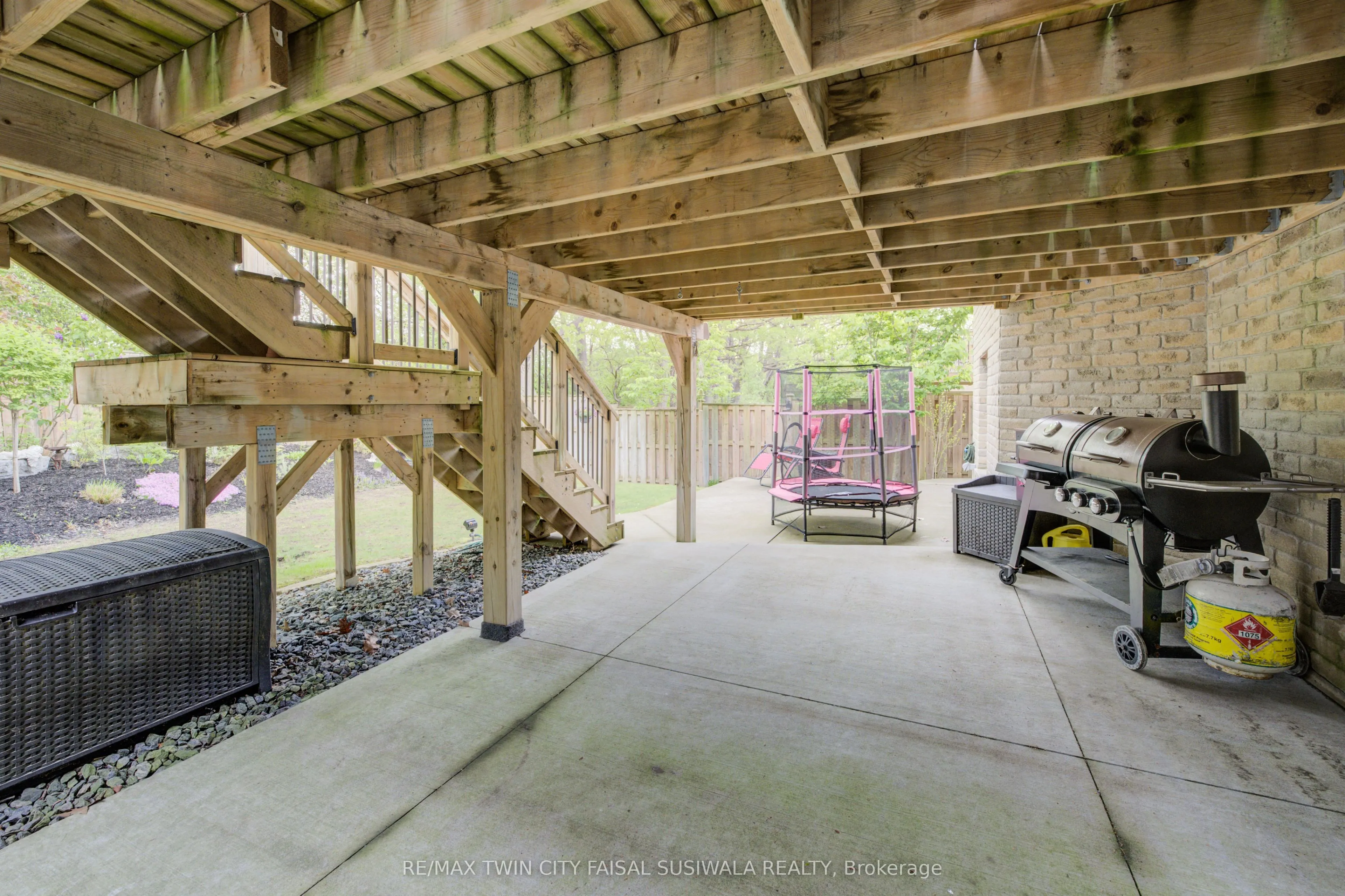 289 Wesley Boulevard