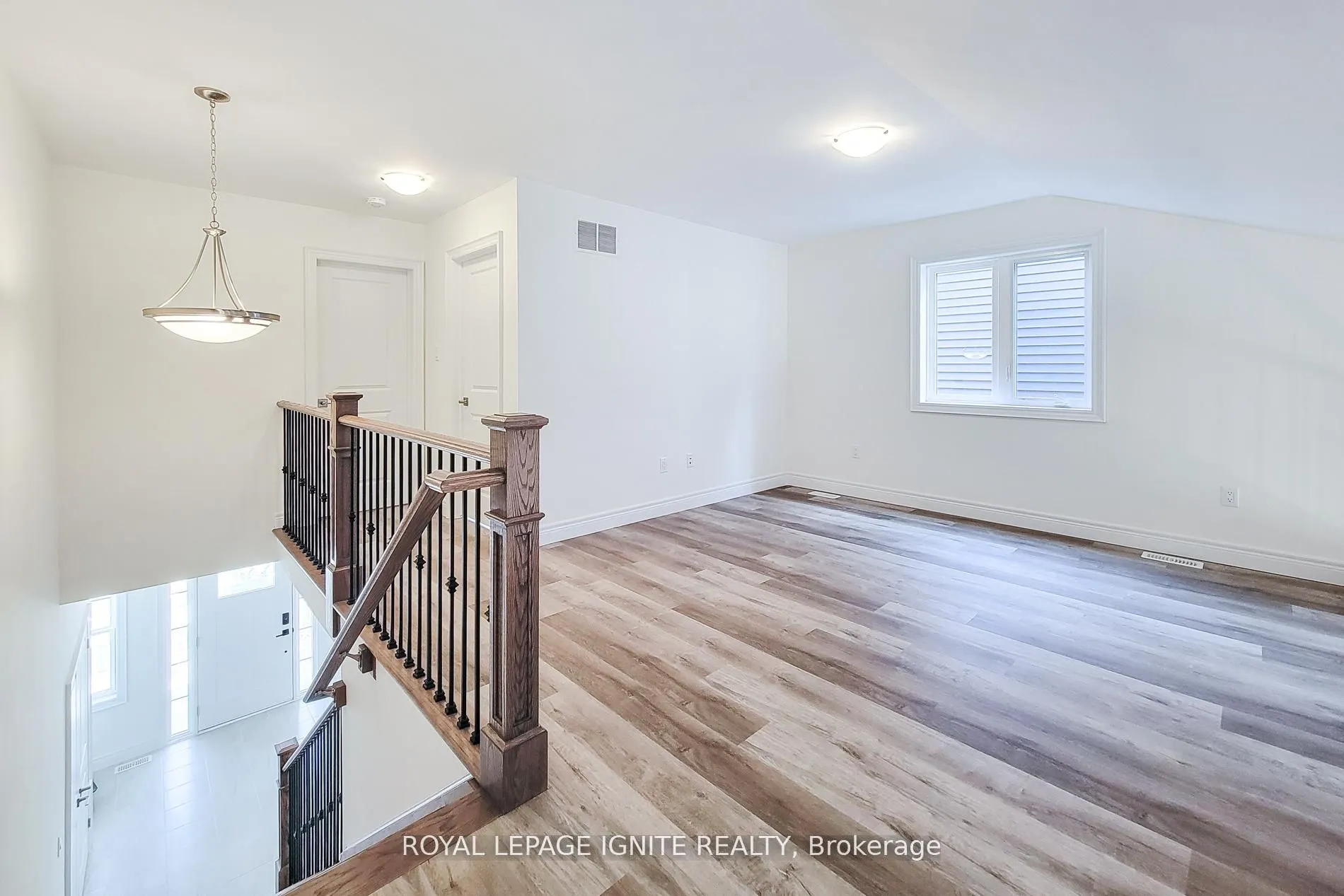 54 Beach Walk Crescent