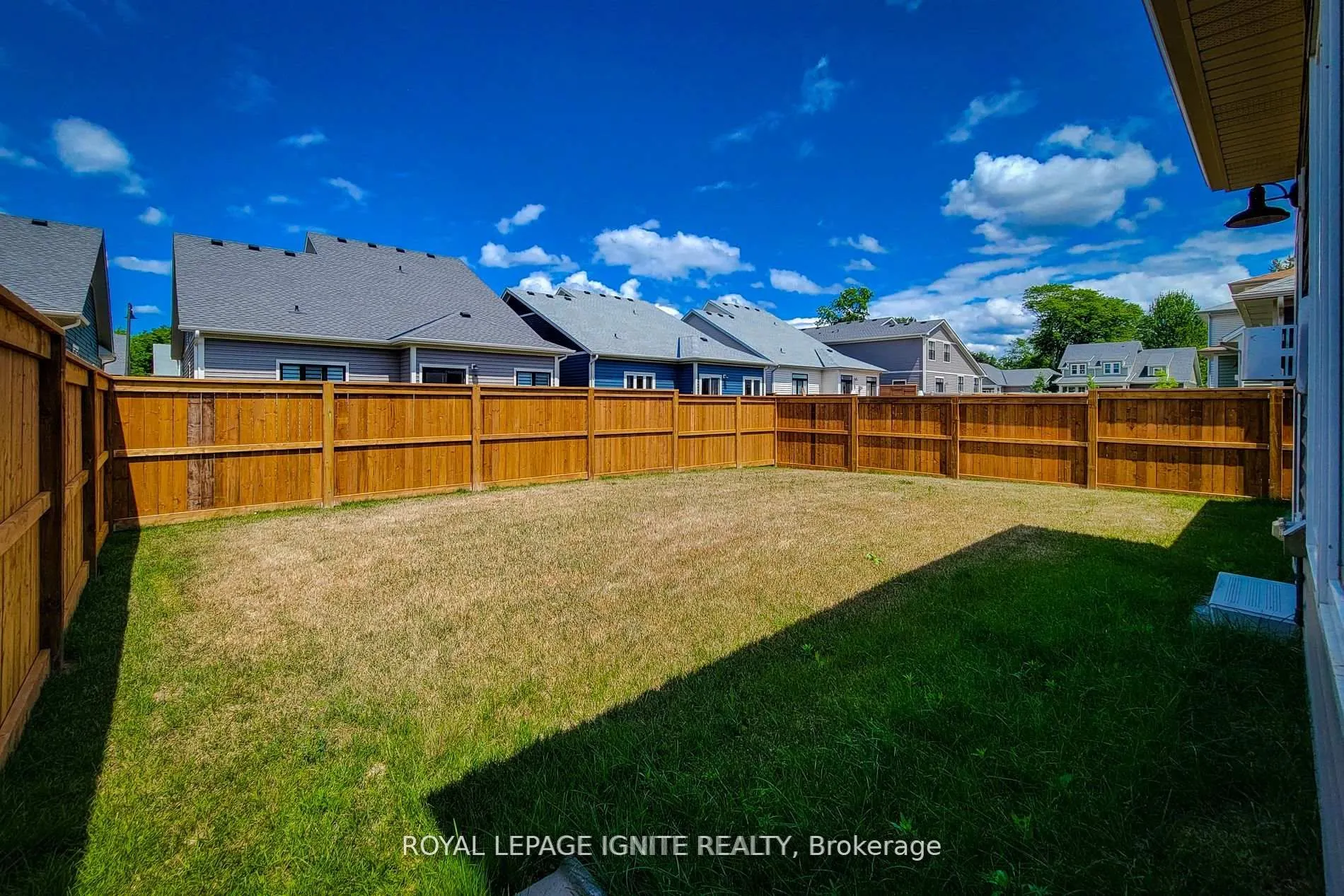 54 Beach Walk Crescent