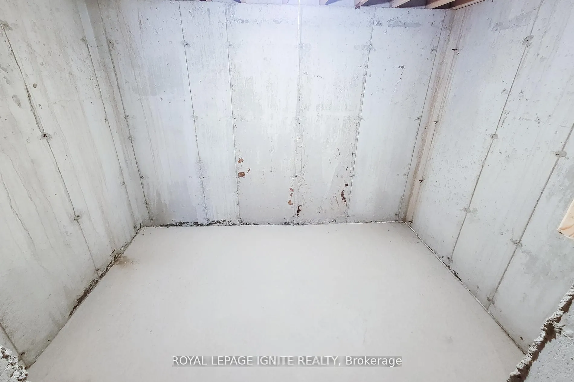 54 Beach Walk Crescent