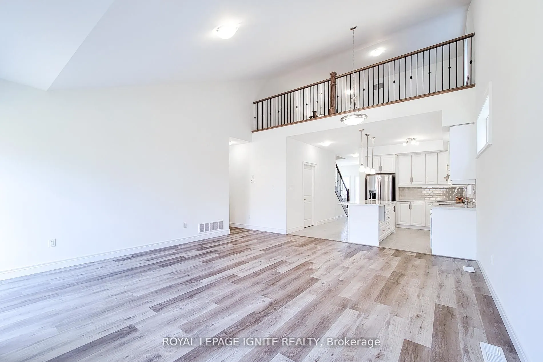 54 Beach Walk Crescent