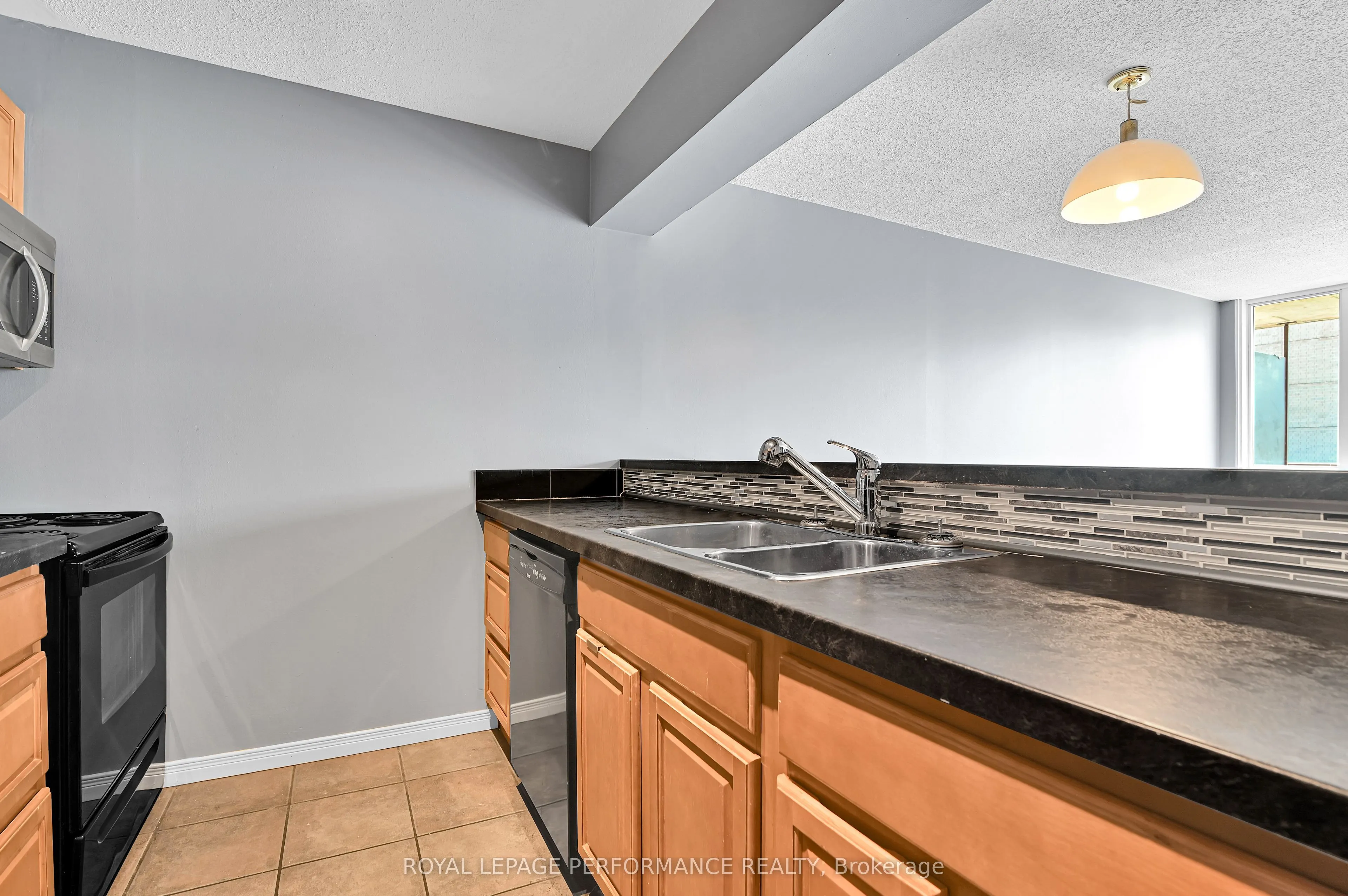 154 Nelson Street, #501