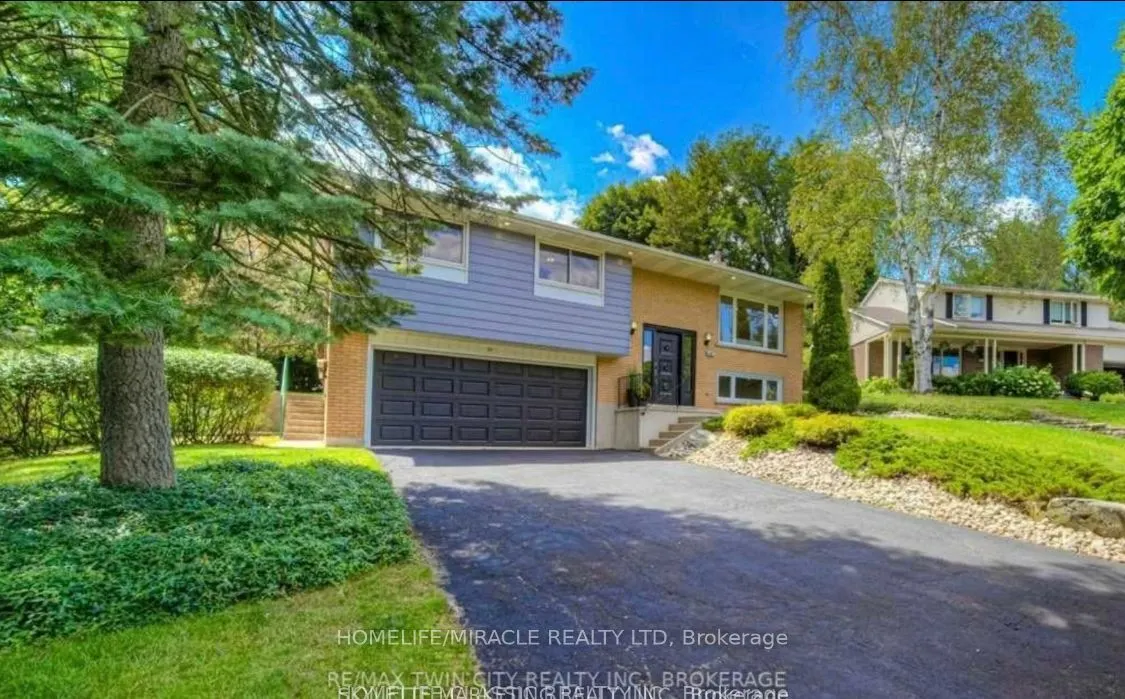 56 Cloverdale Crescent