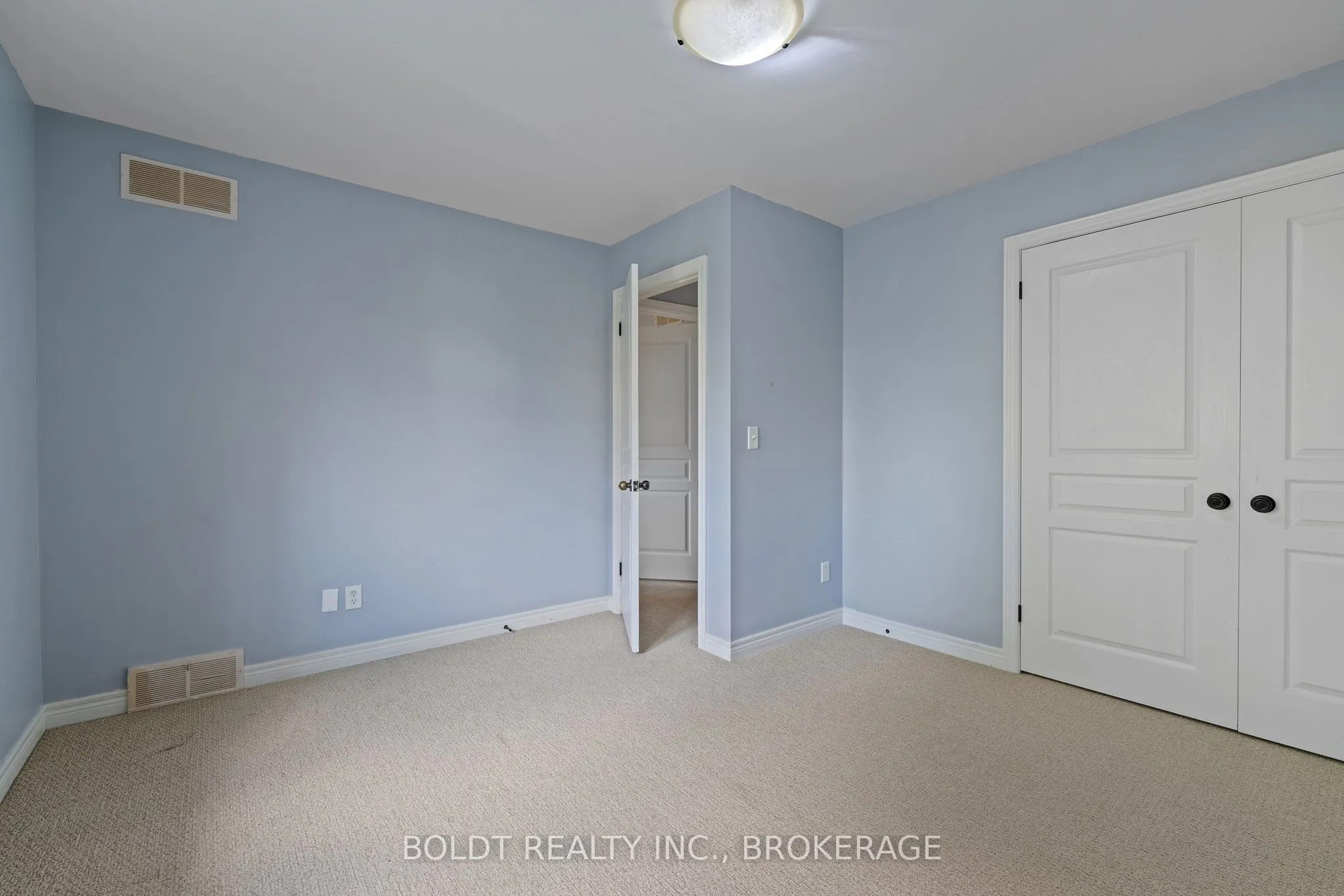 34 Fitzgerald Street E