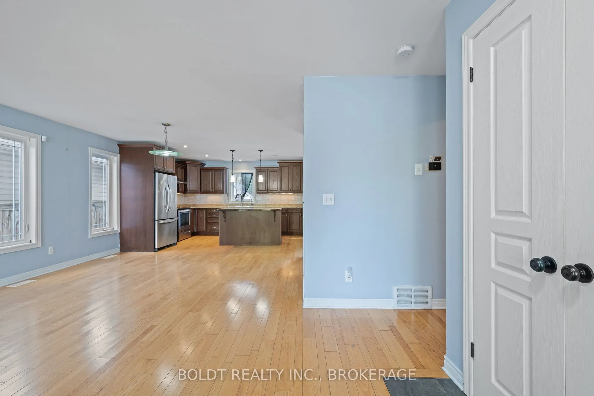 34 Fitzgerald Street E