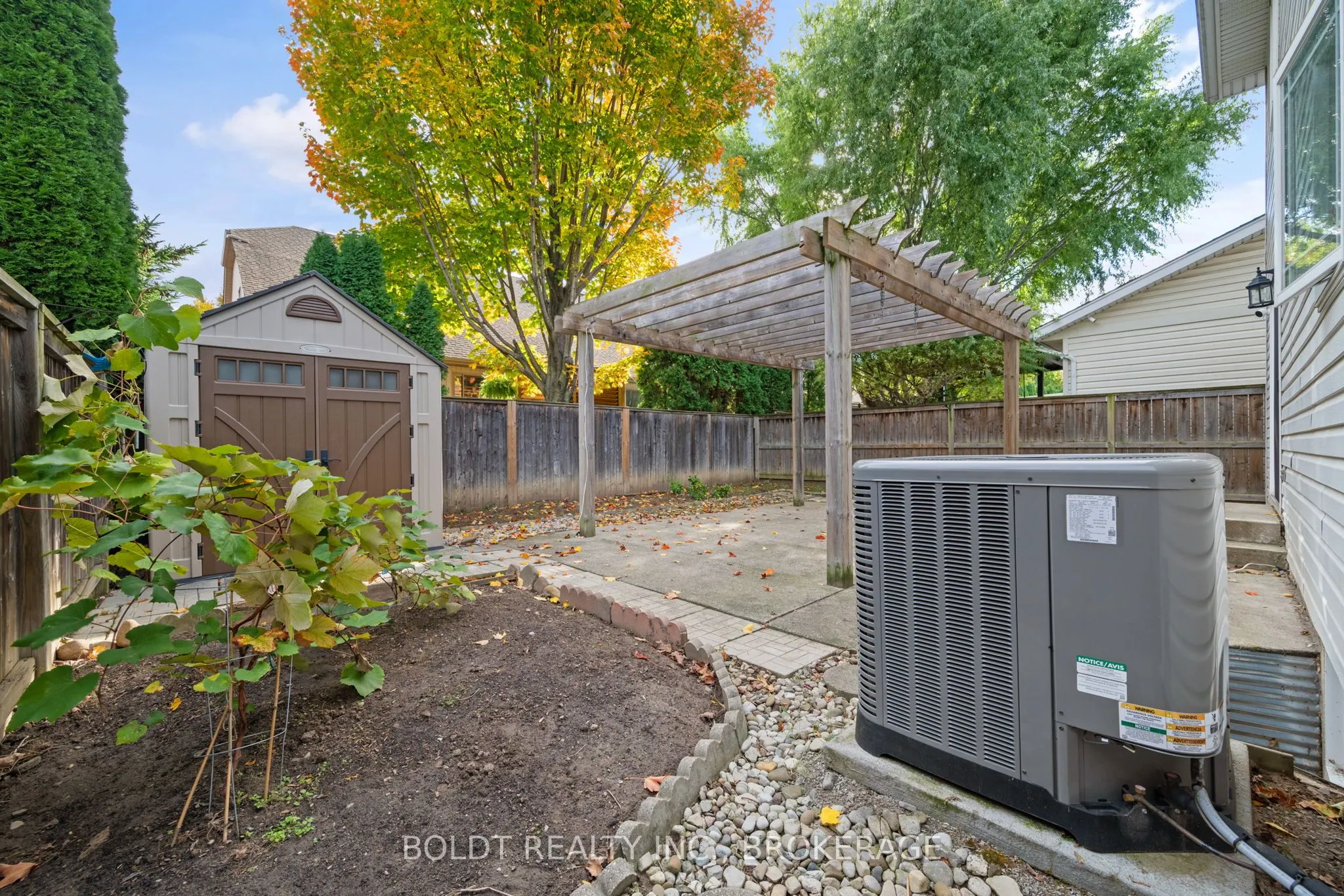 34 Fitzgerald Street E