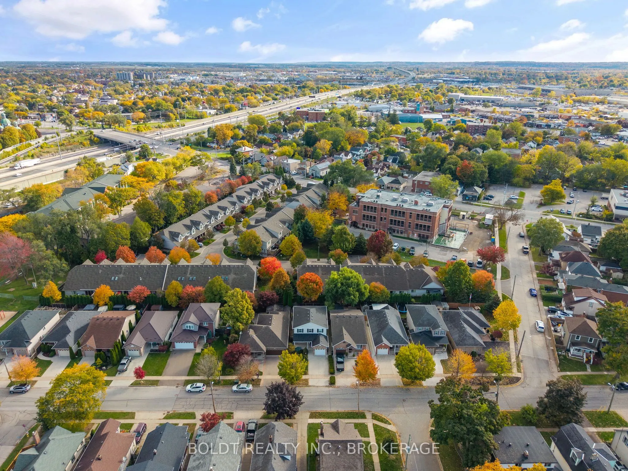 34 Fitzgerald Street E