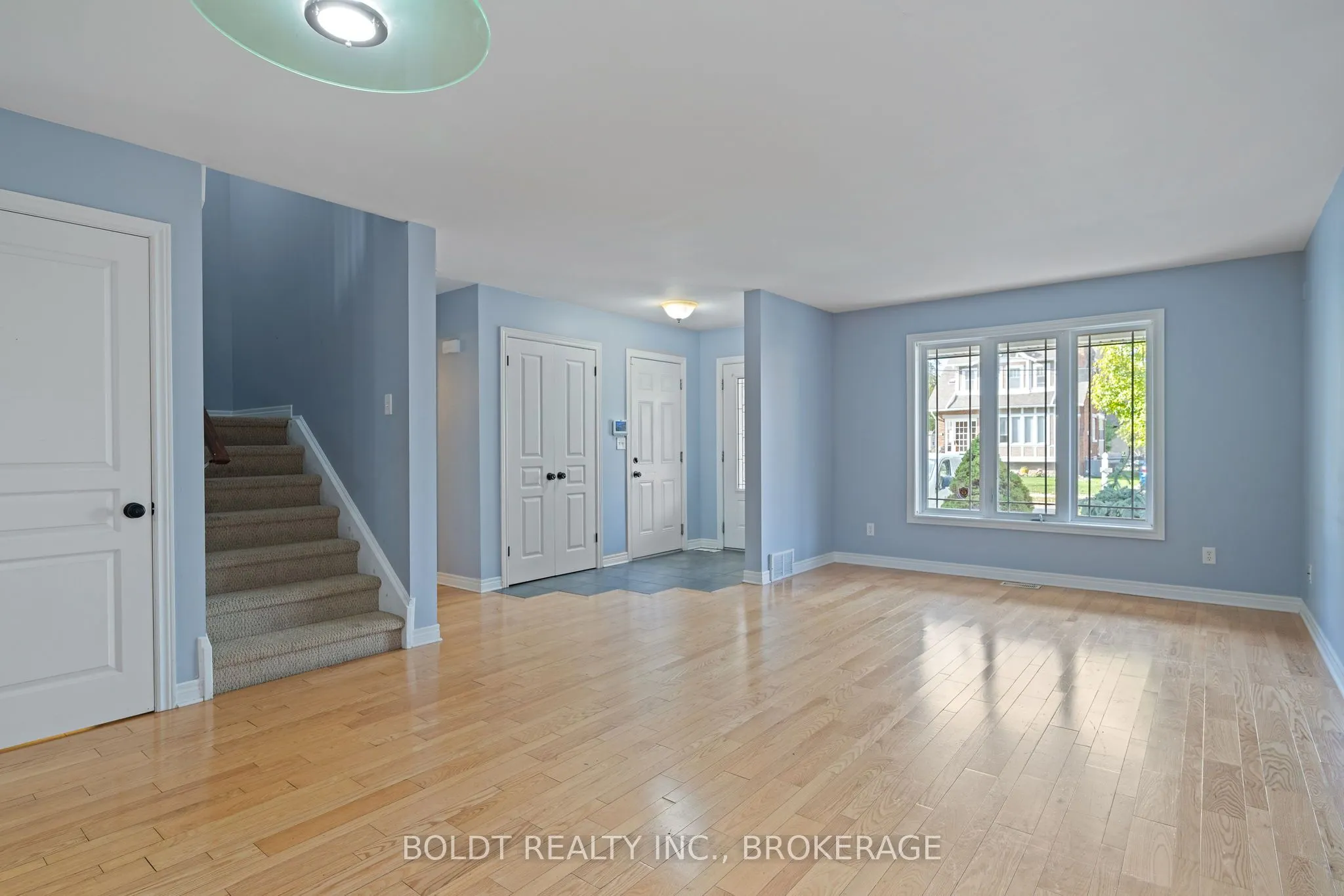 34 Fitzgerald Street E