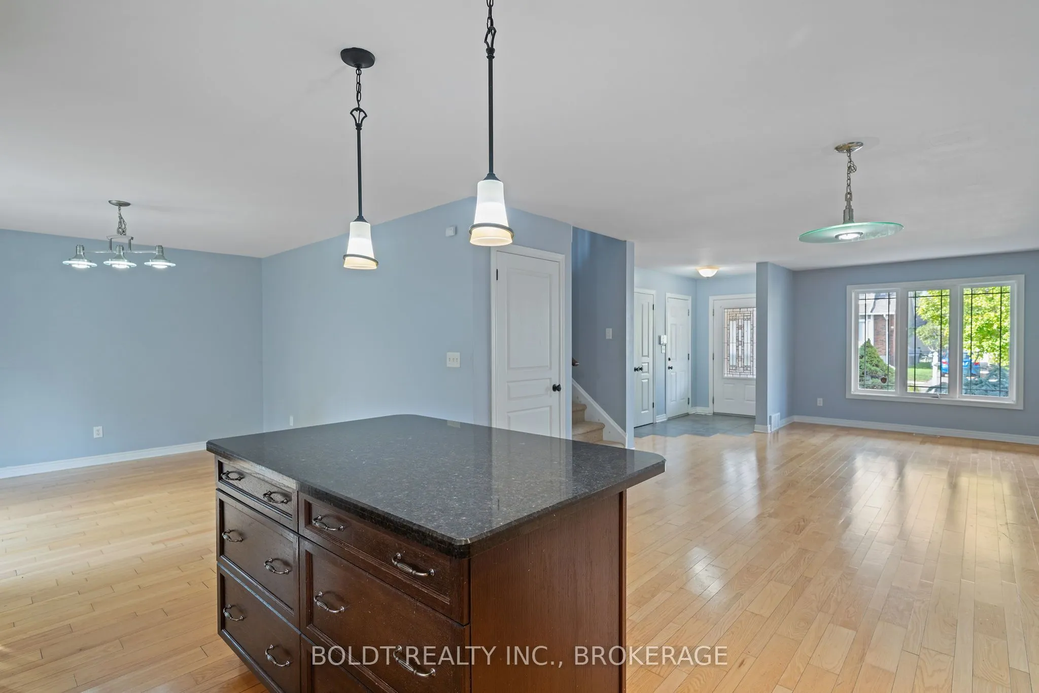 34 Fitzgerald Street E