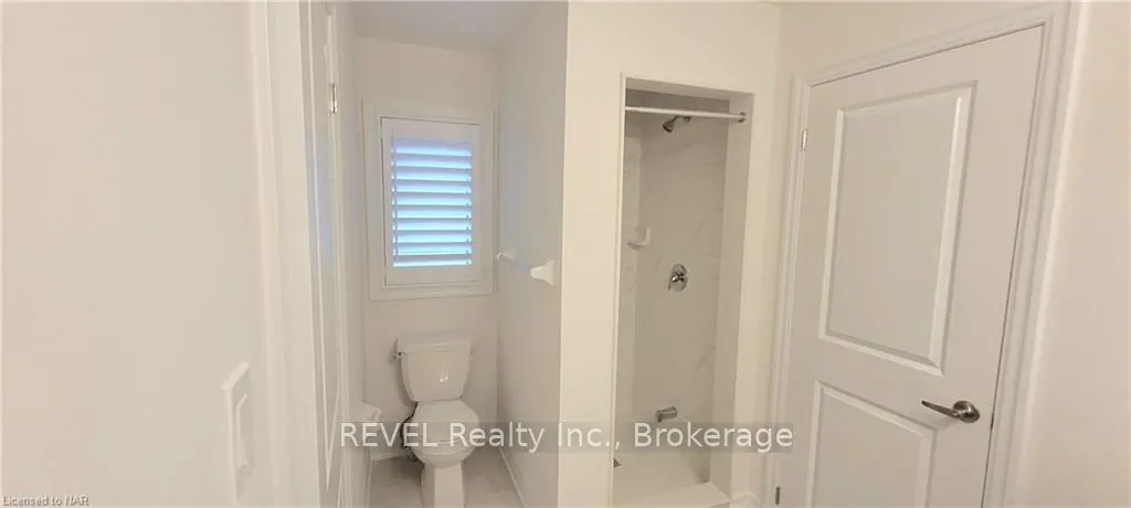 9275 White Oak Avenue